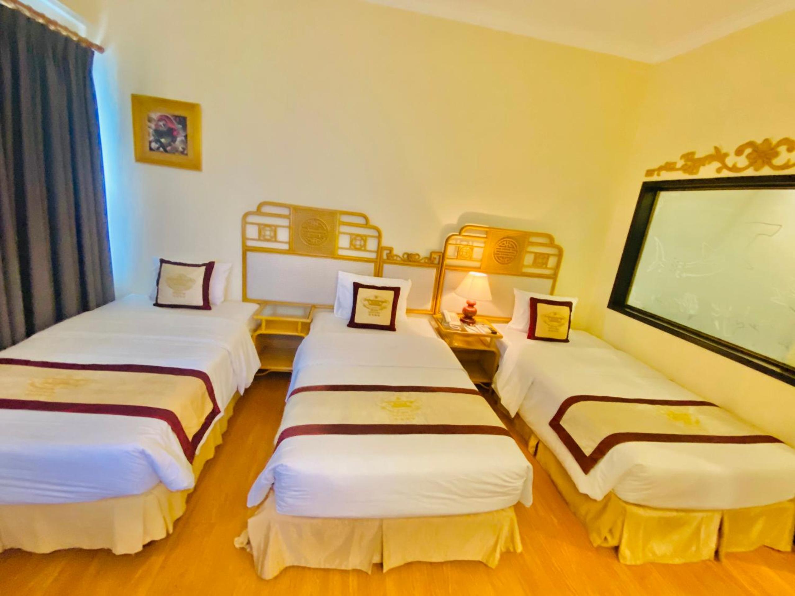 Triple Room with Garden View