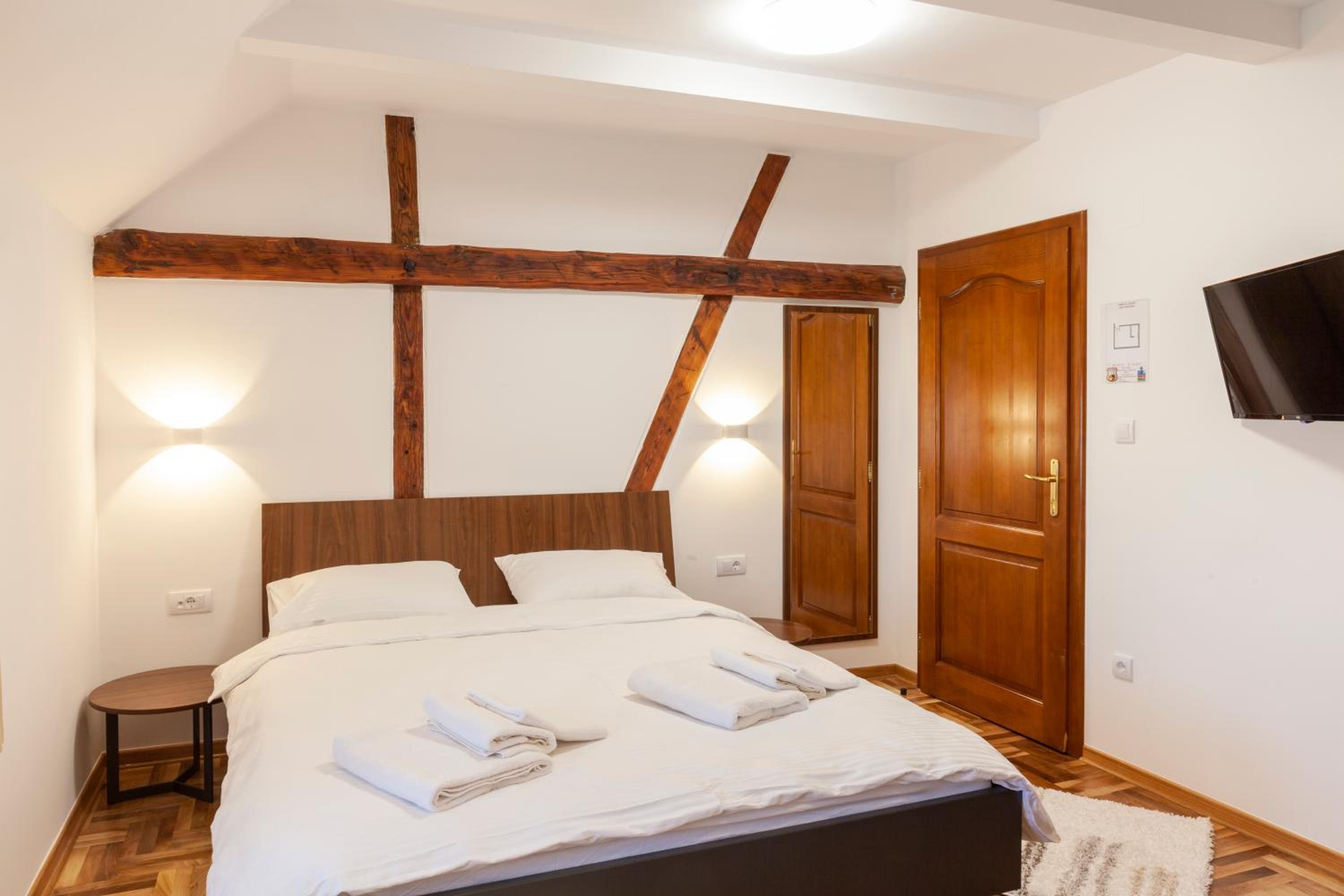 Standard Double Room photo 2