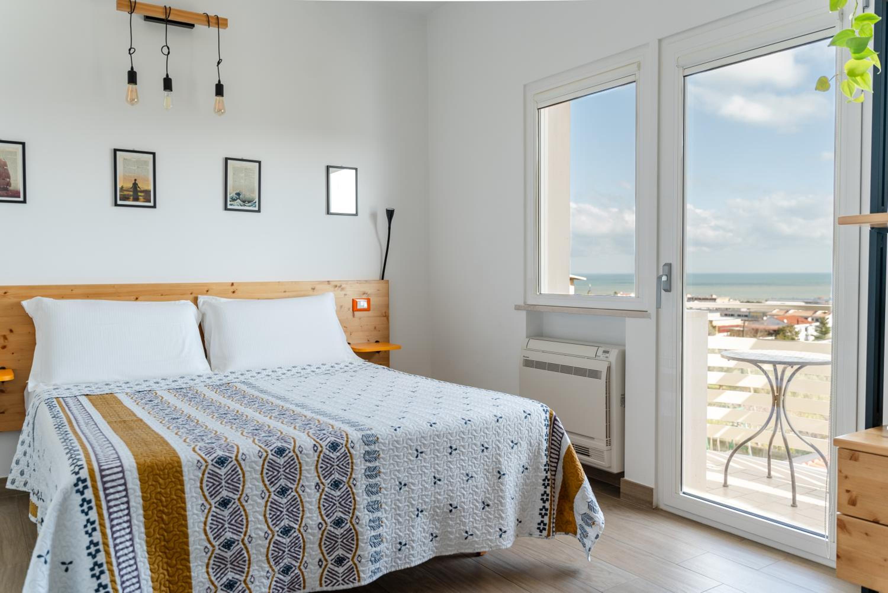 Double Room with Balcony and Sea View photo 1