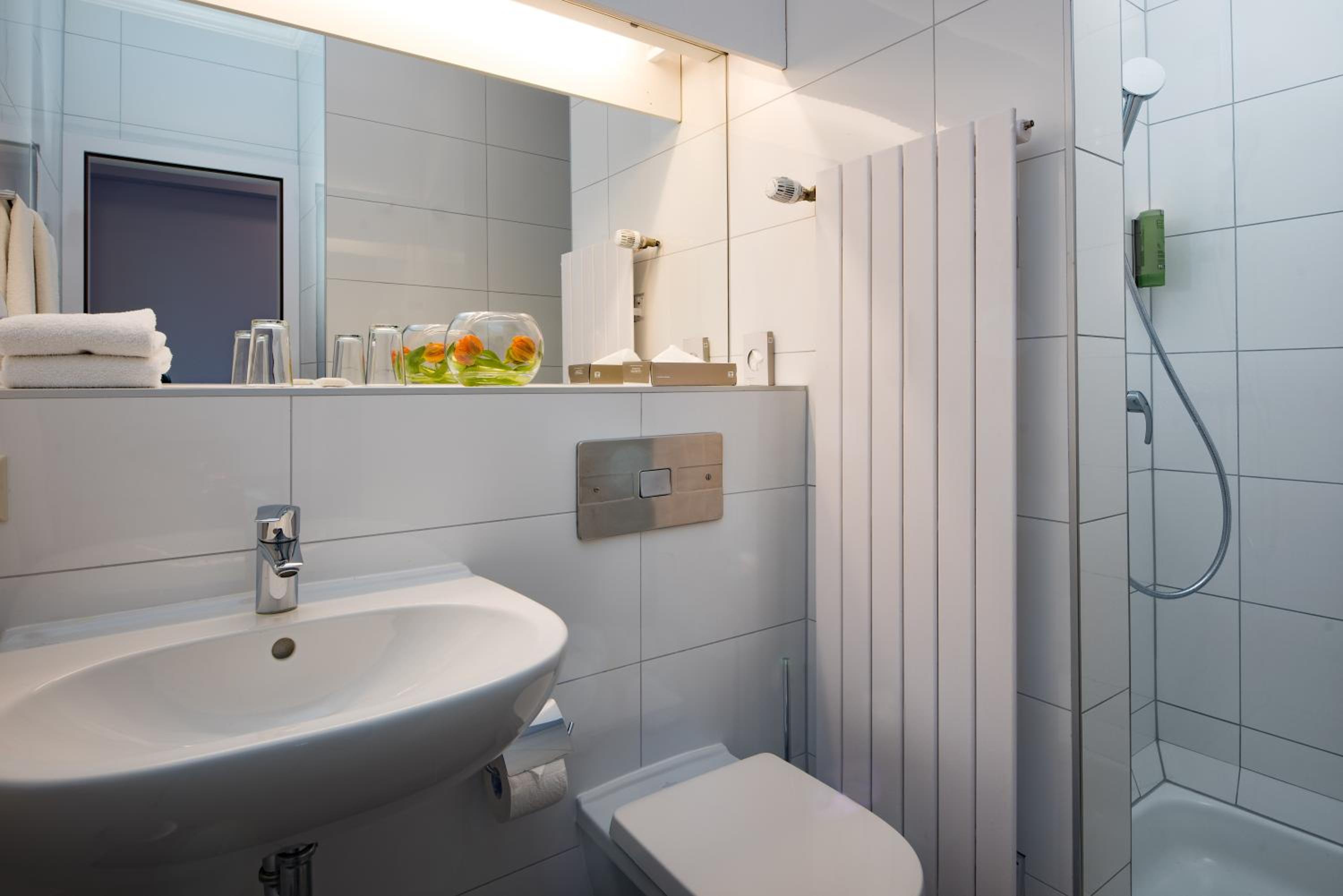 Single Room photo 2