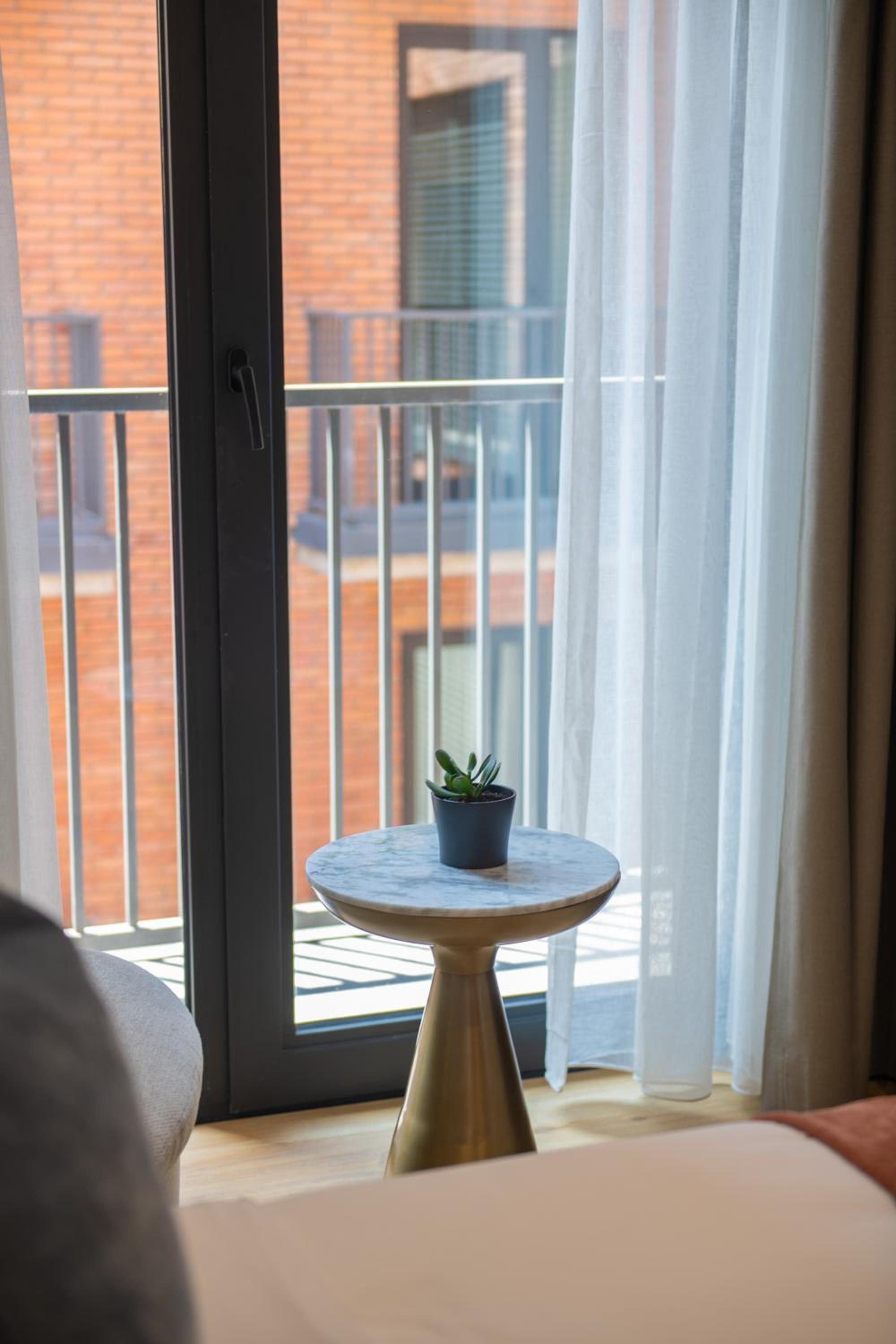 One-Bedroom Balcony Suite with Kitchen
