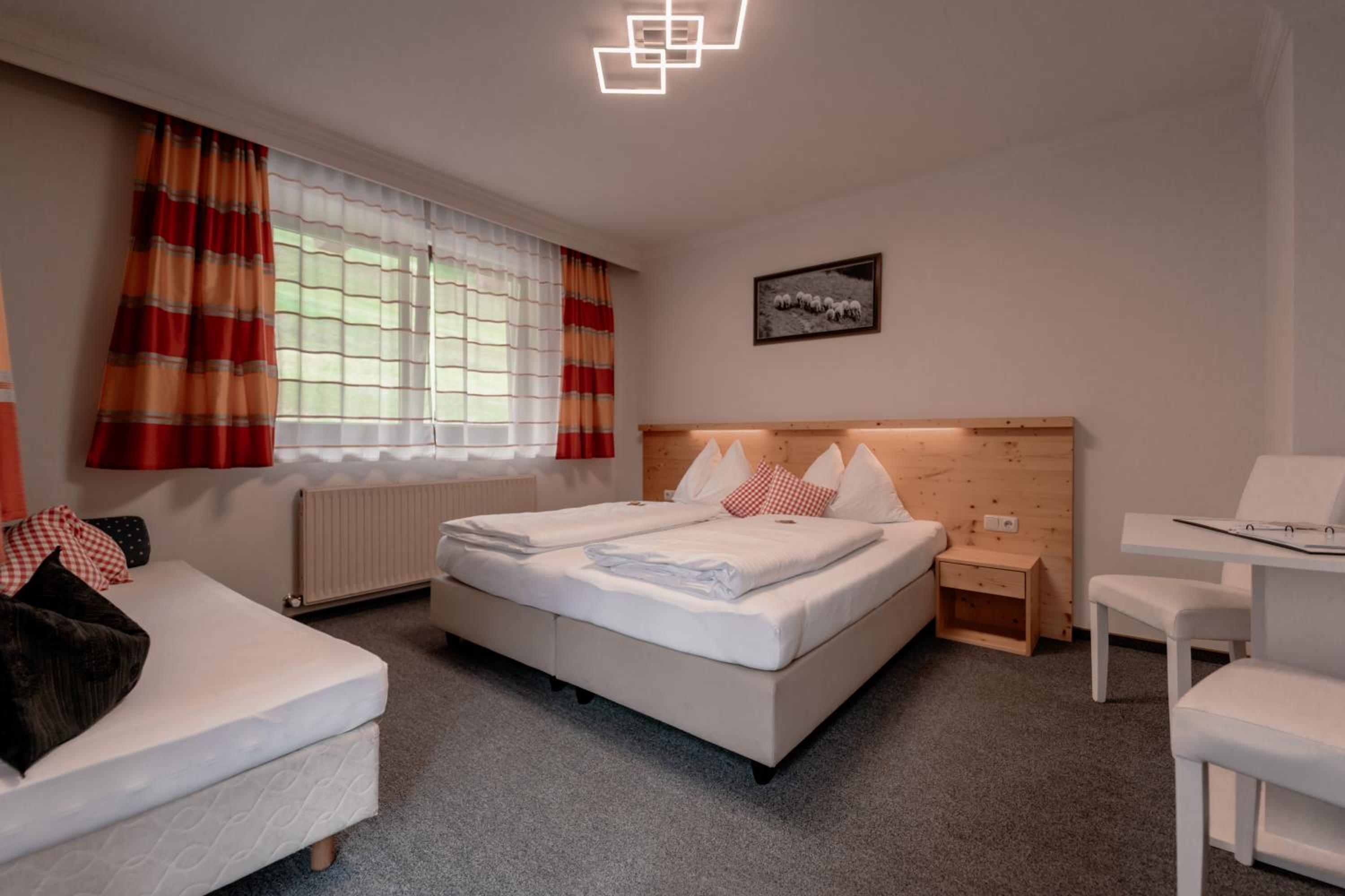 Economy Double Room