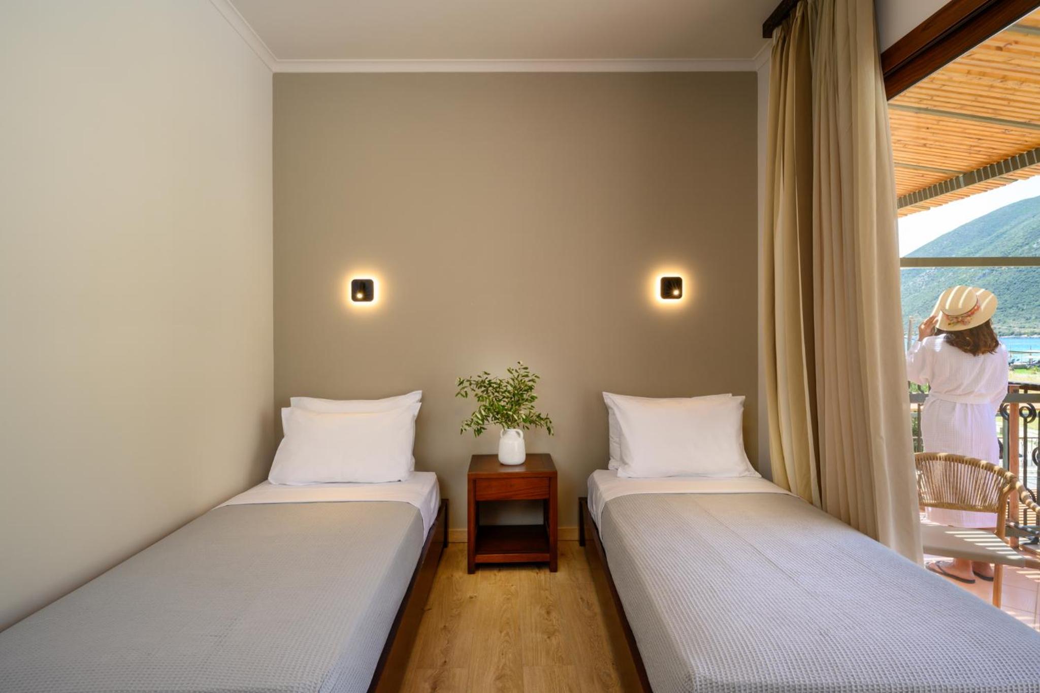 Standard Twin room with Balcony photo 3