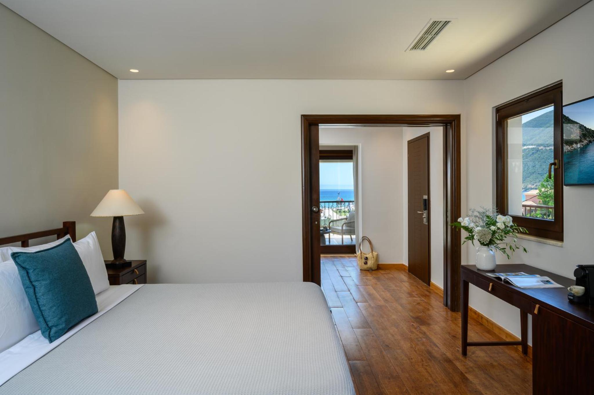 Suite With Hot Tub photo 1
