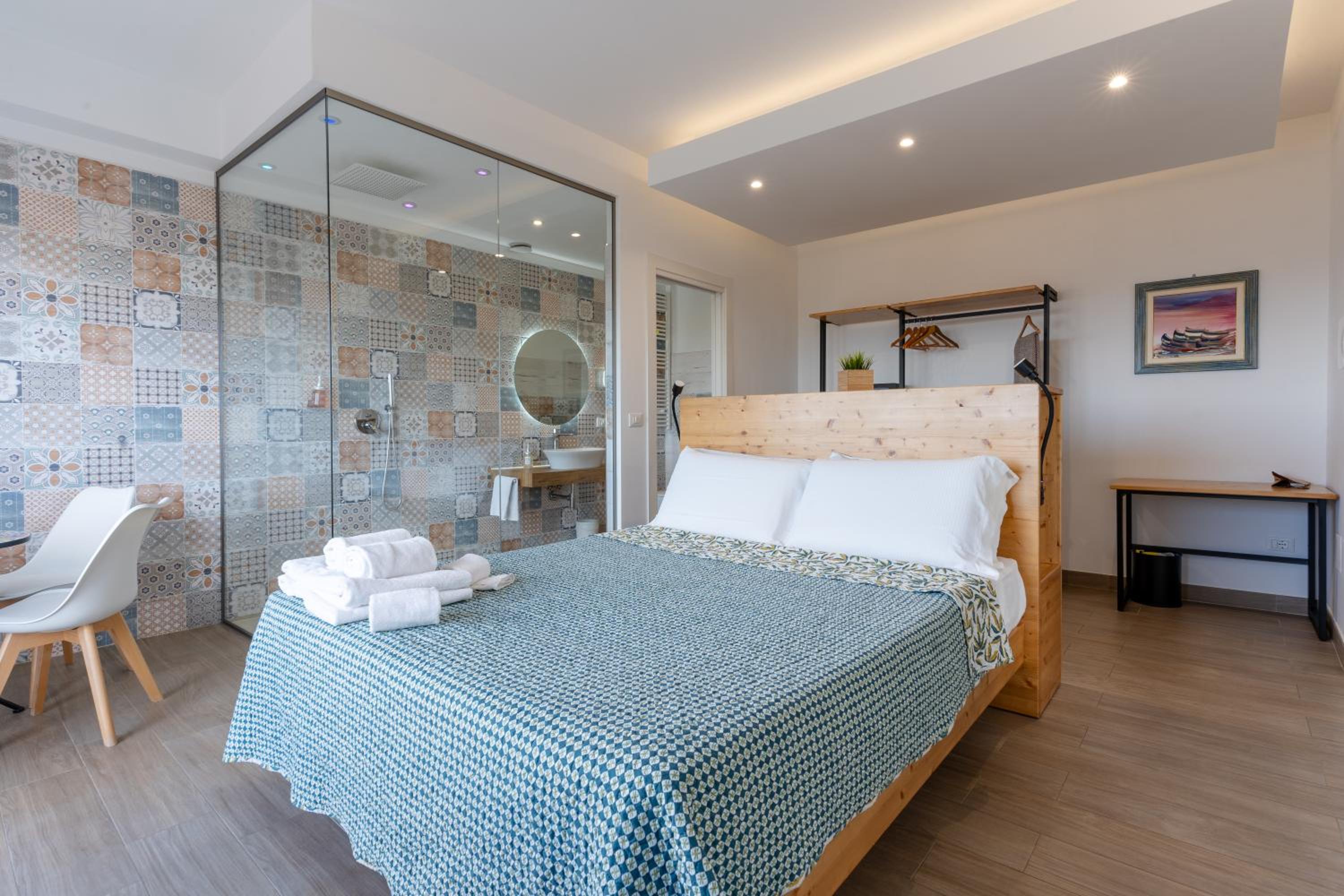 Deluxe Double Room with Balcony and Sea View photo 1