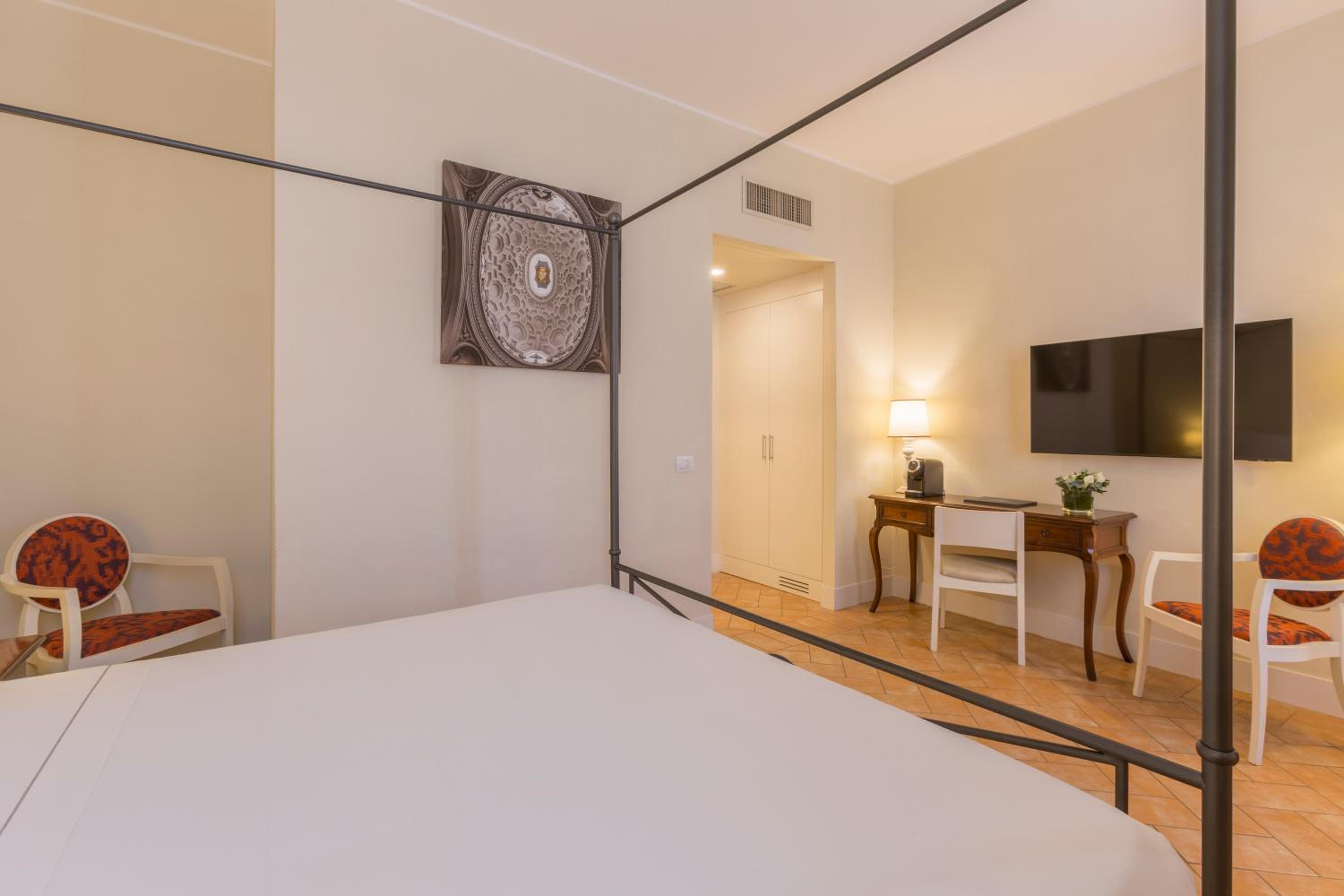 Available room