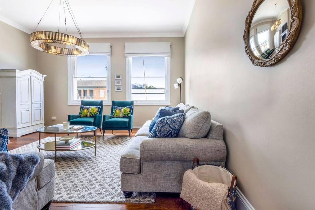 Three-Bedroom Apartment photo 1