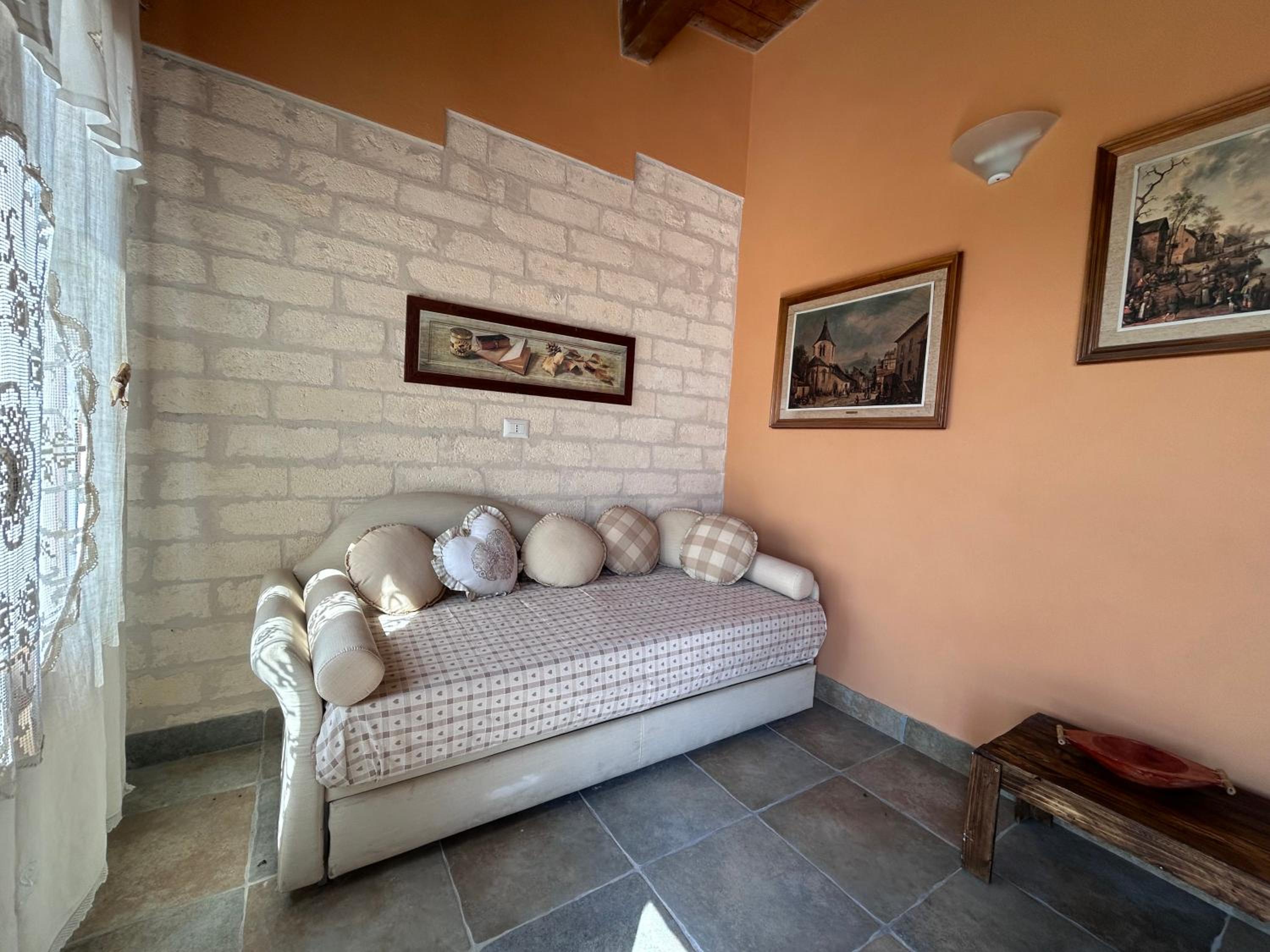 Deluxe Triple Room photo 1
