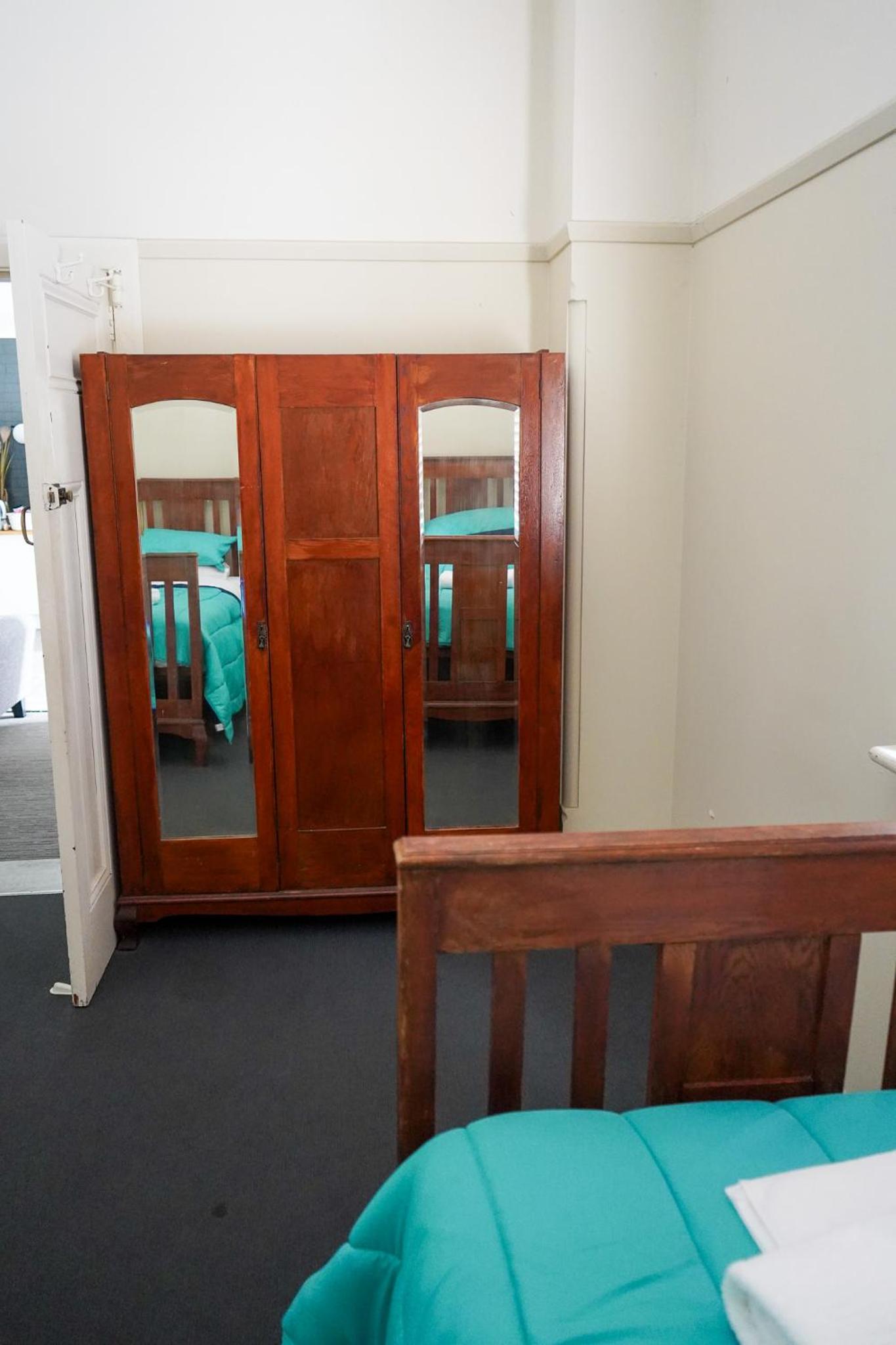 Standard Twin Room with Shared Bathroom