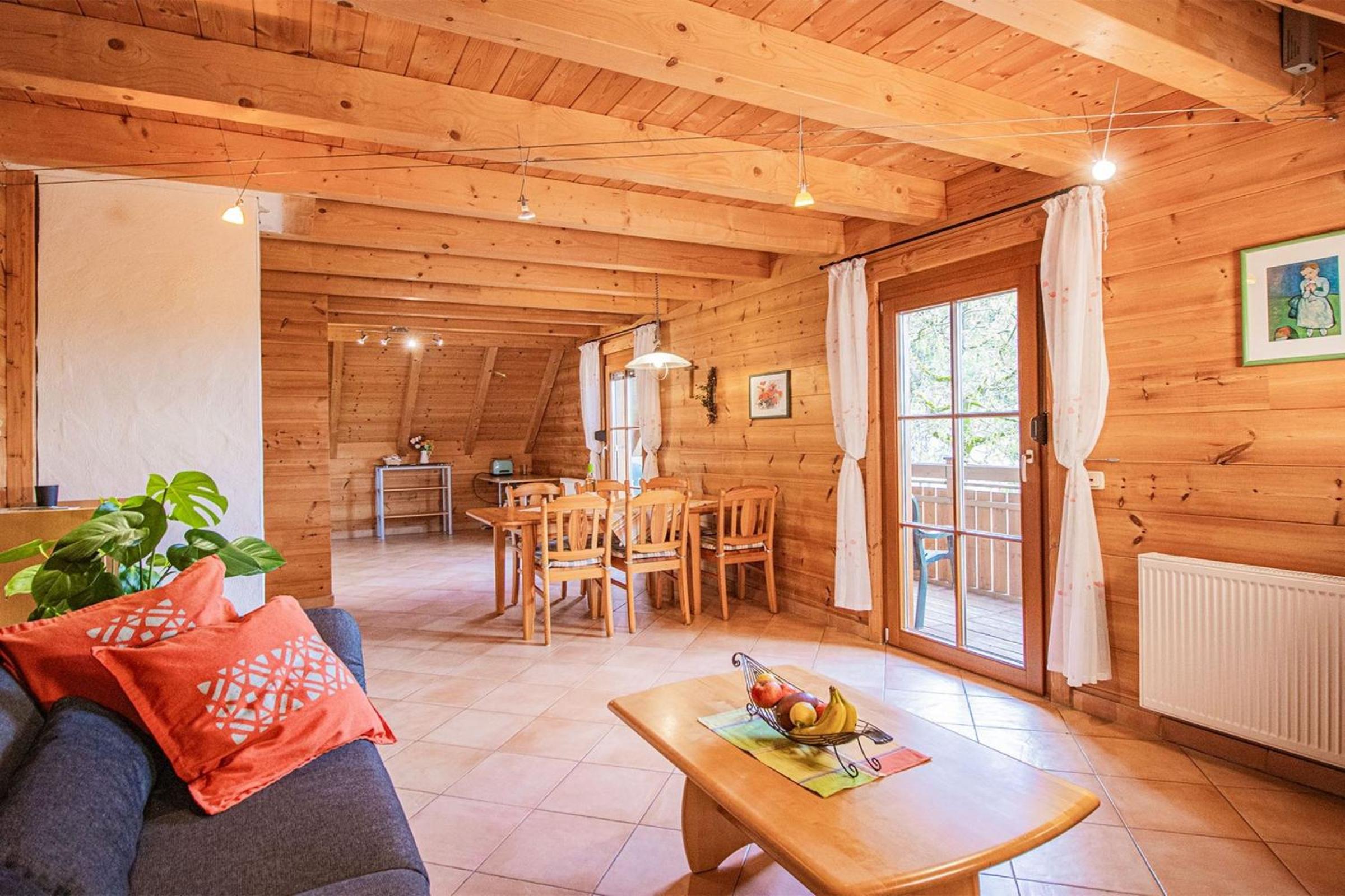 Two-Bedroom Deluxe Apartment with Garden View