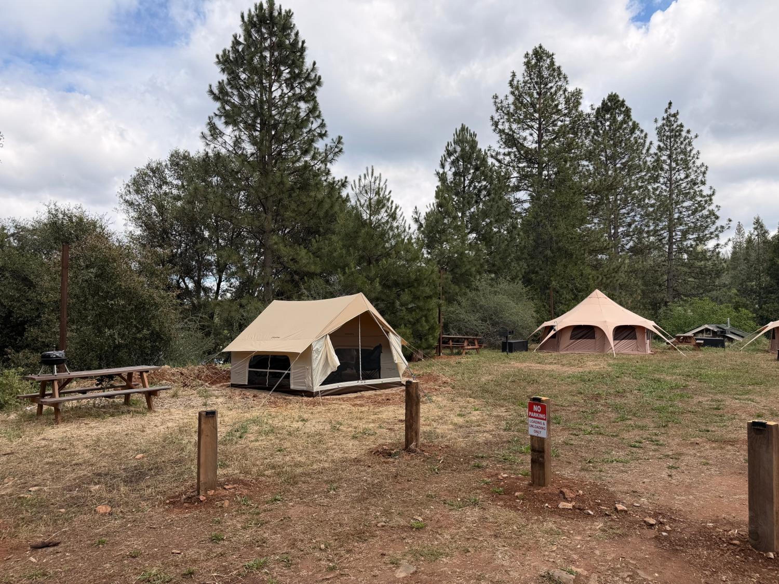 Tent (4 People)