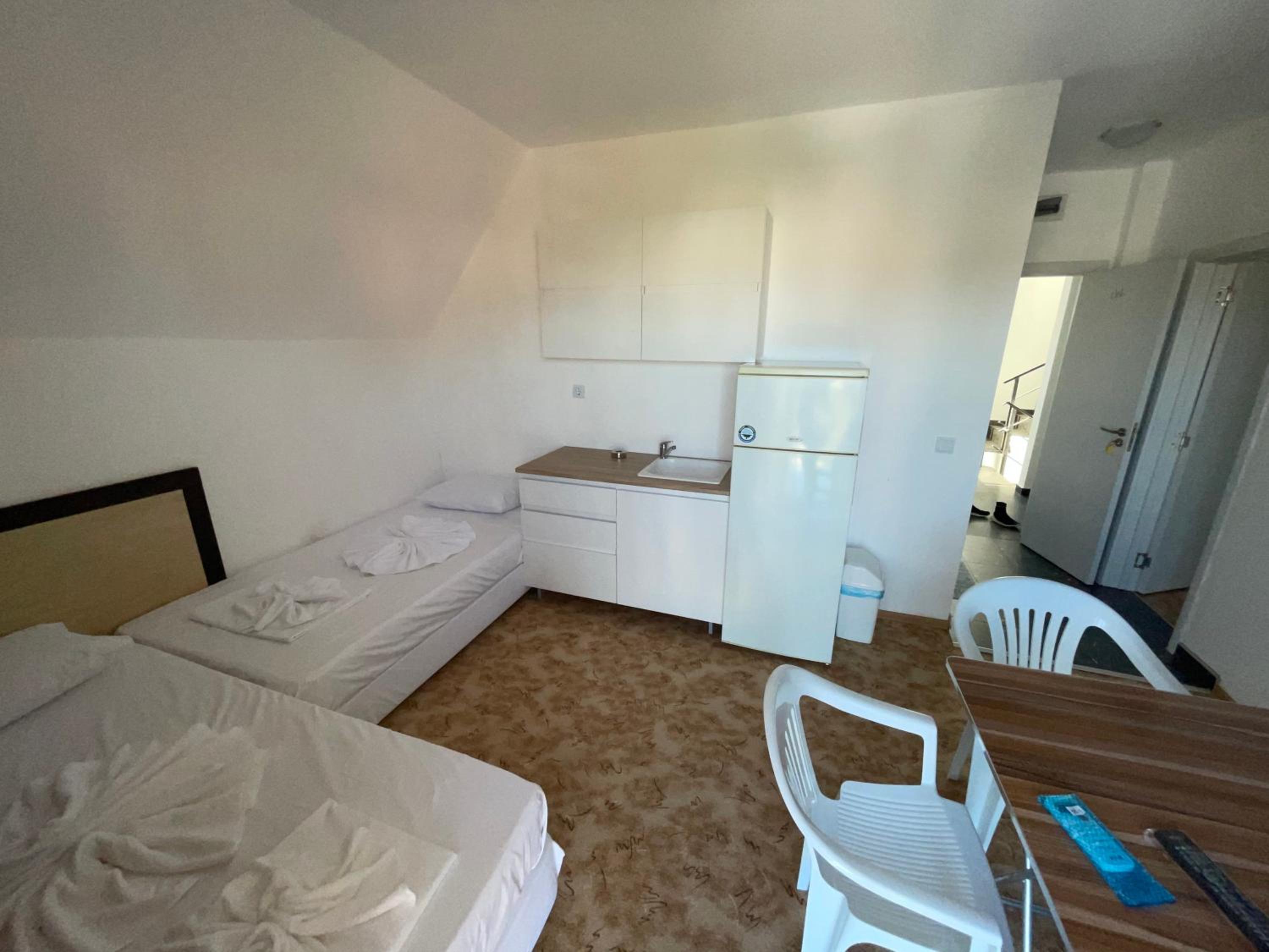 Apartment with View and Balcony photo 2