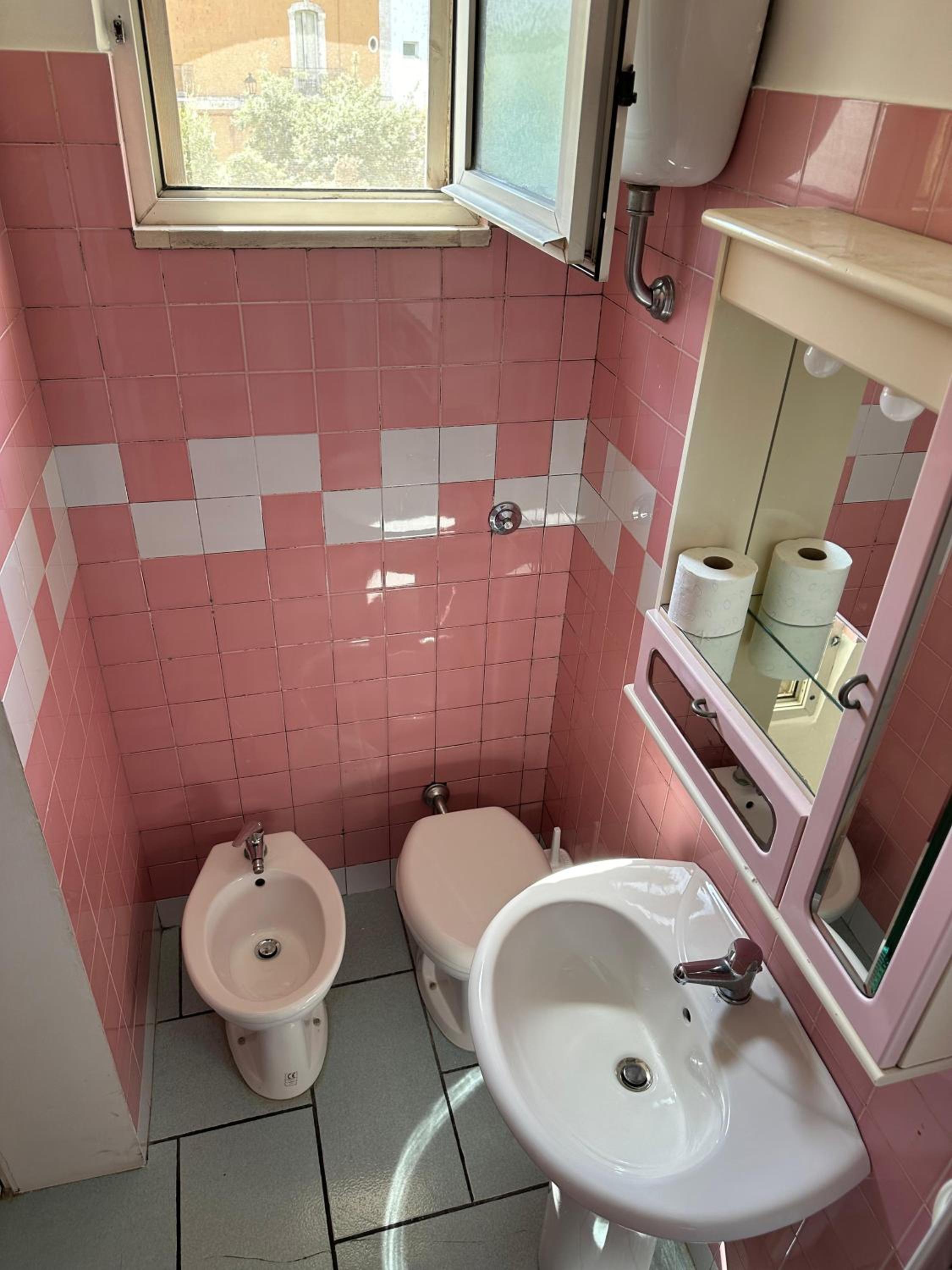 One Bedroom Apartment (Non Smoking) photo 3