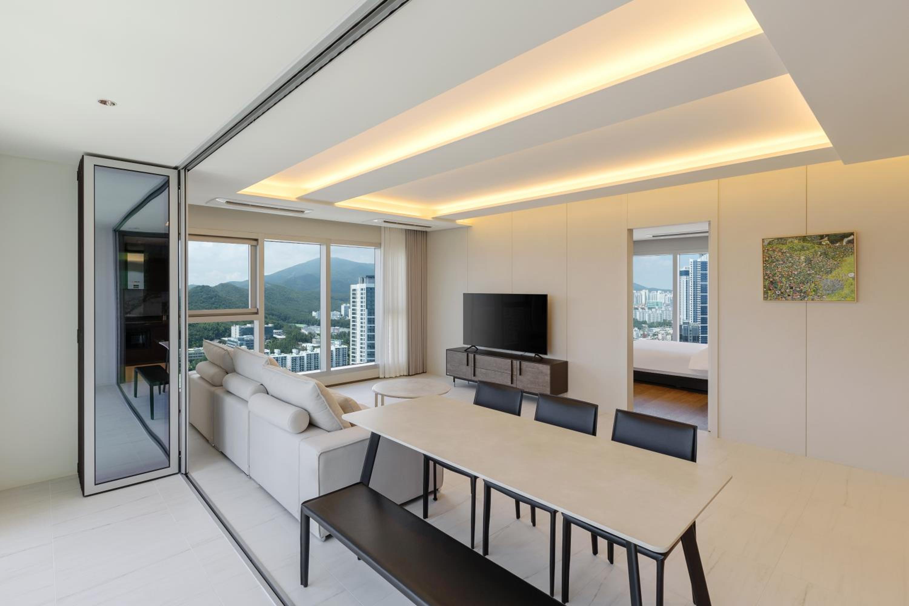 Panorama Suite Partial Ocean View - Photo 3