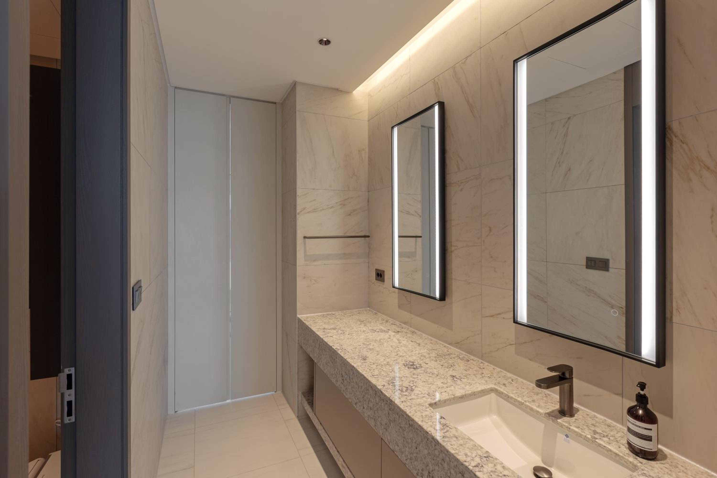 Panorama Suite Partial Ocean View - Photo 8