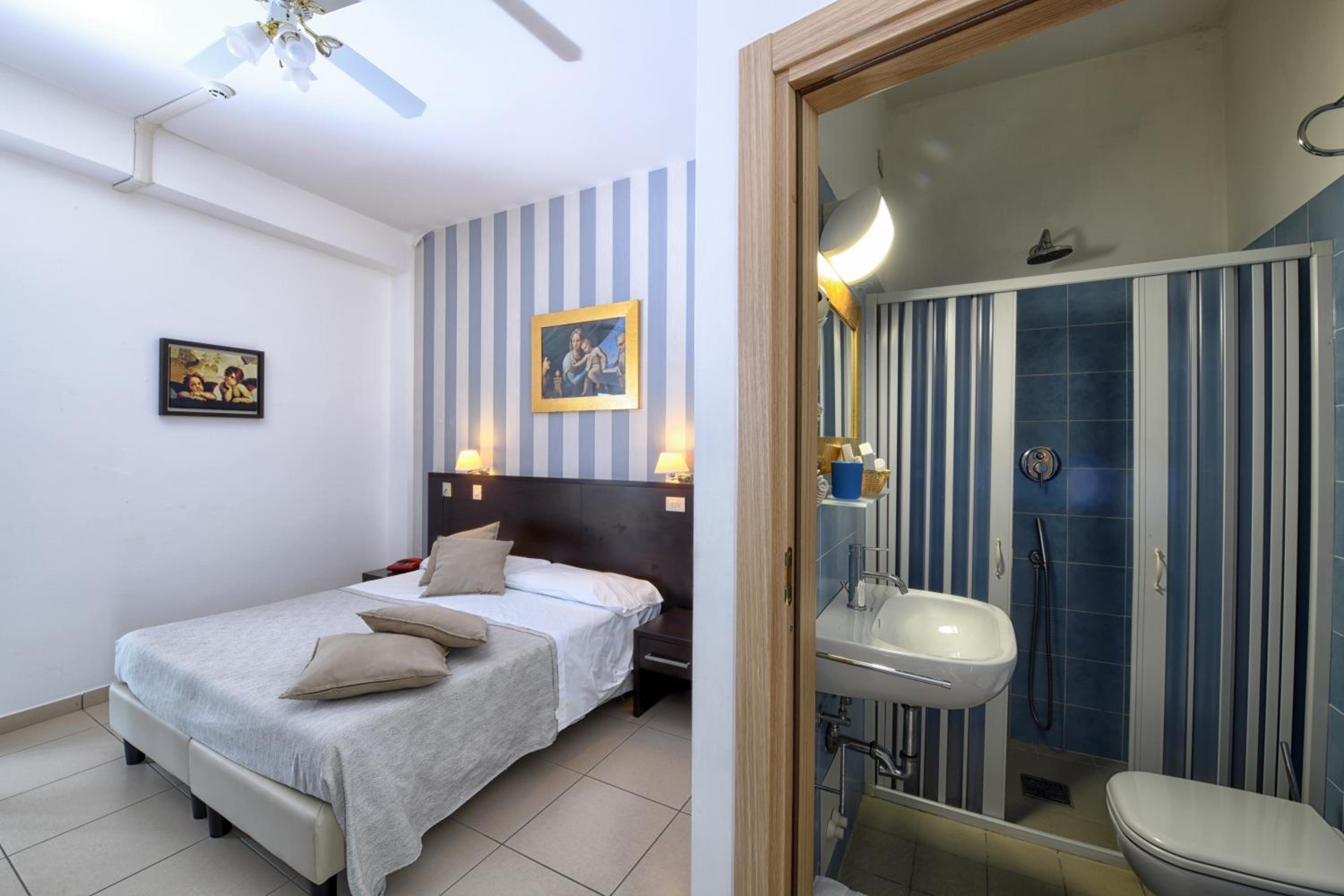 Double Room - Photo 1