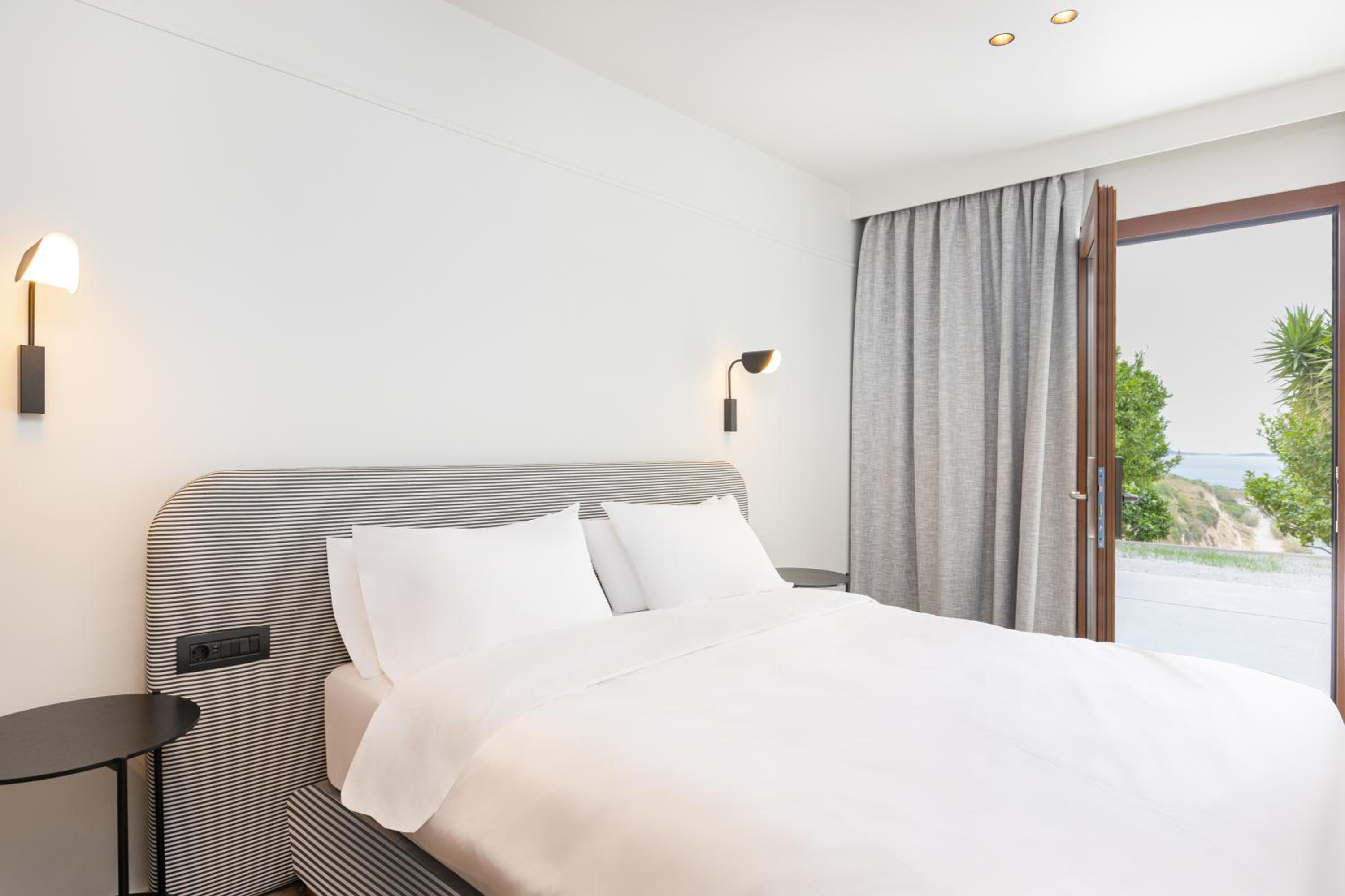 Executive Double Room with Terrace - Photo 1