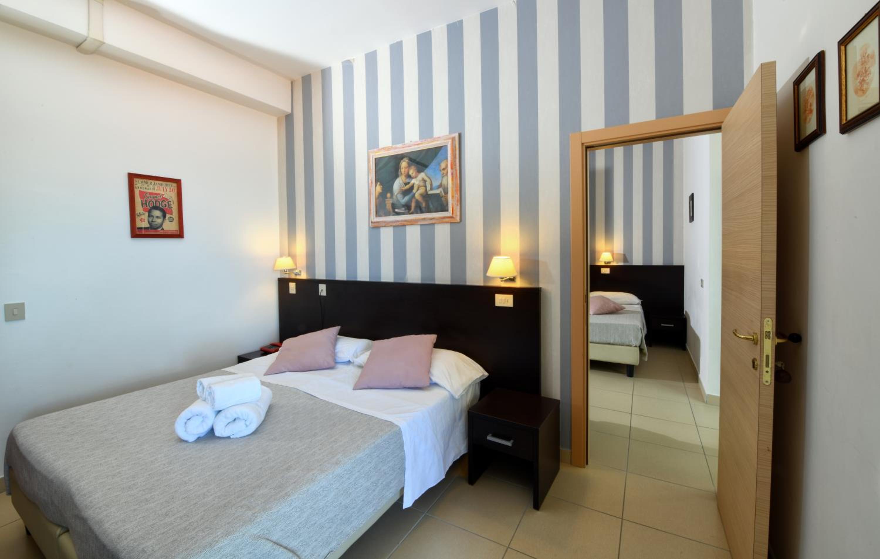 Quadruple Room - Photo 1