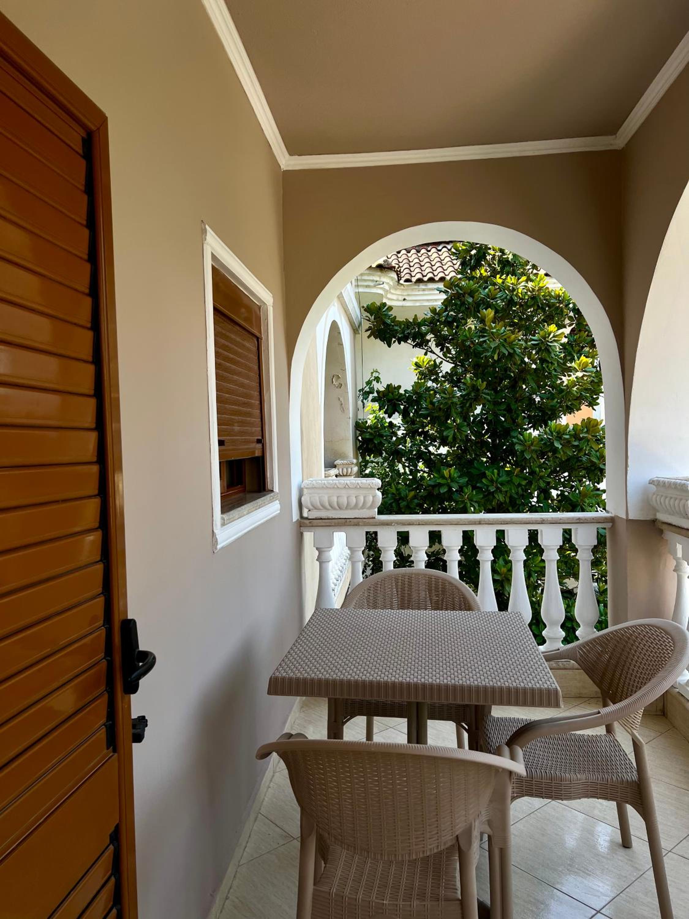 King Room with Garden View