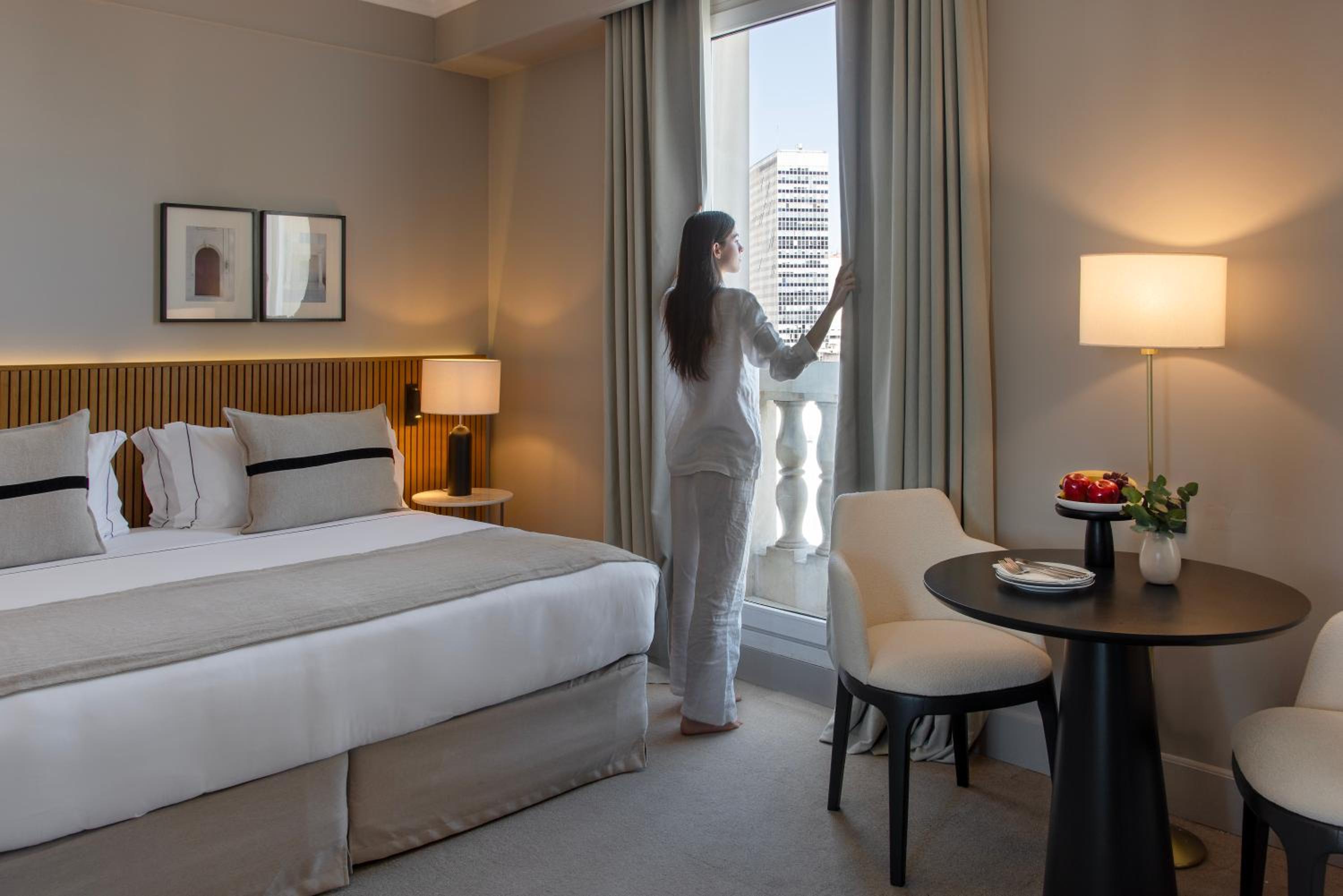 Superior Double Room With City View