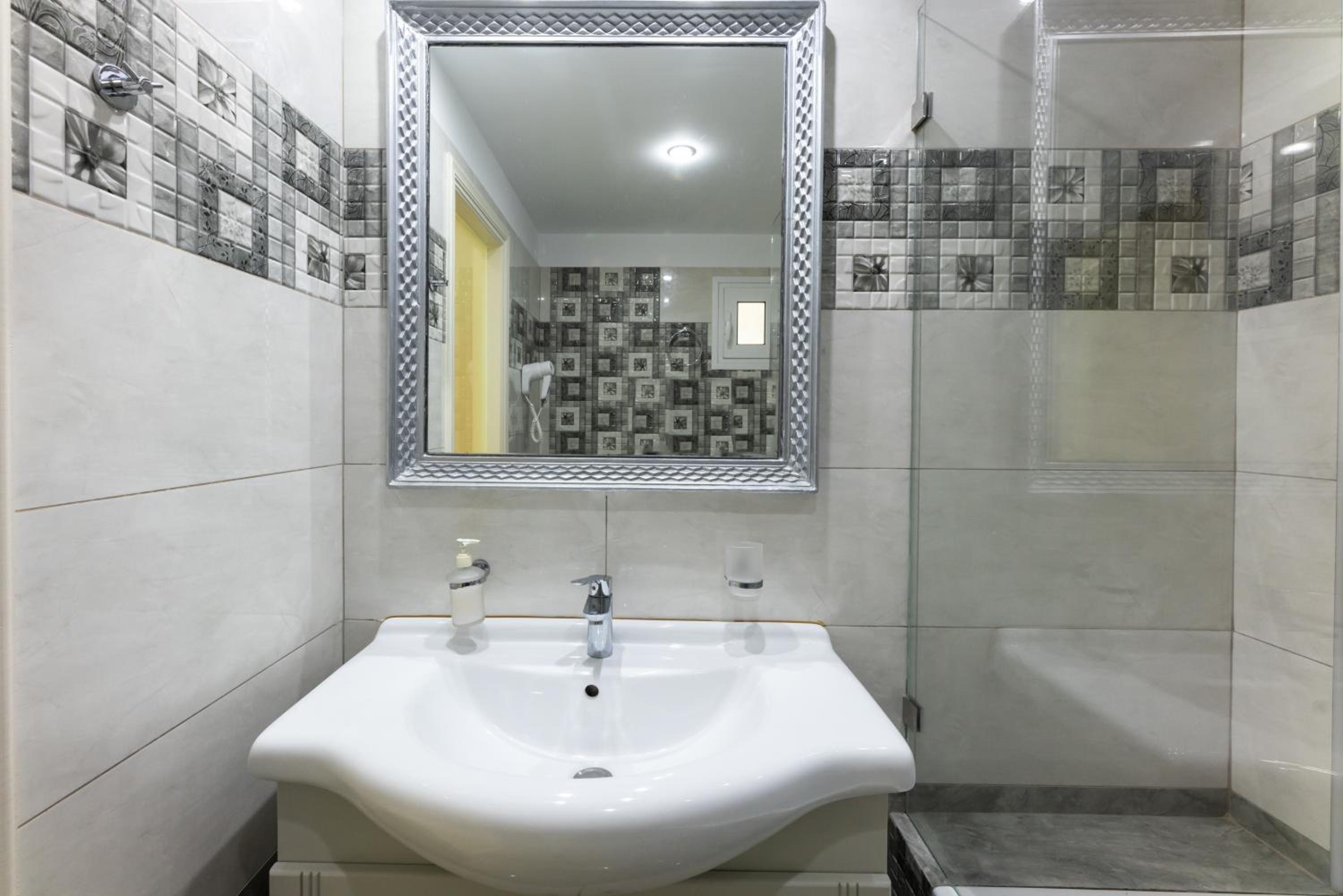 Superior Apartment - Photo 7