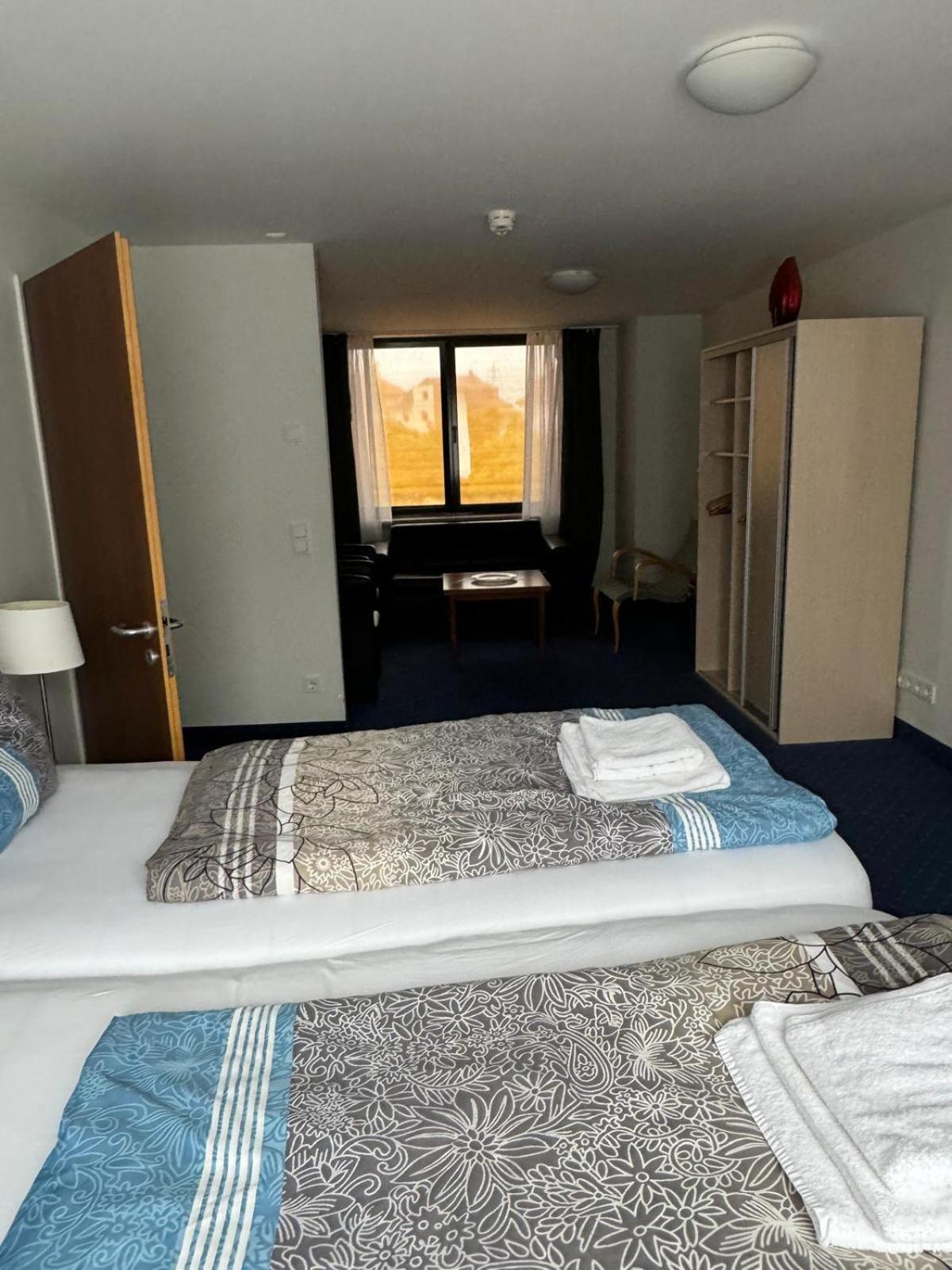 One-Bedroom Suite photo 1