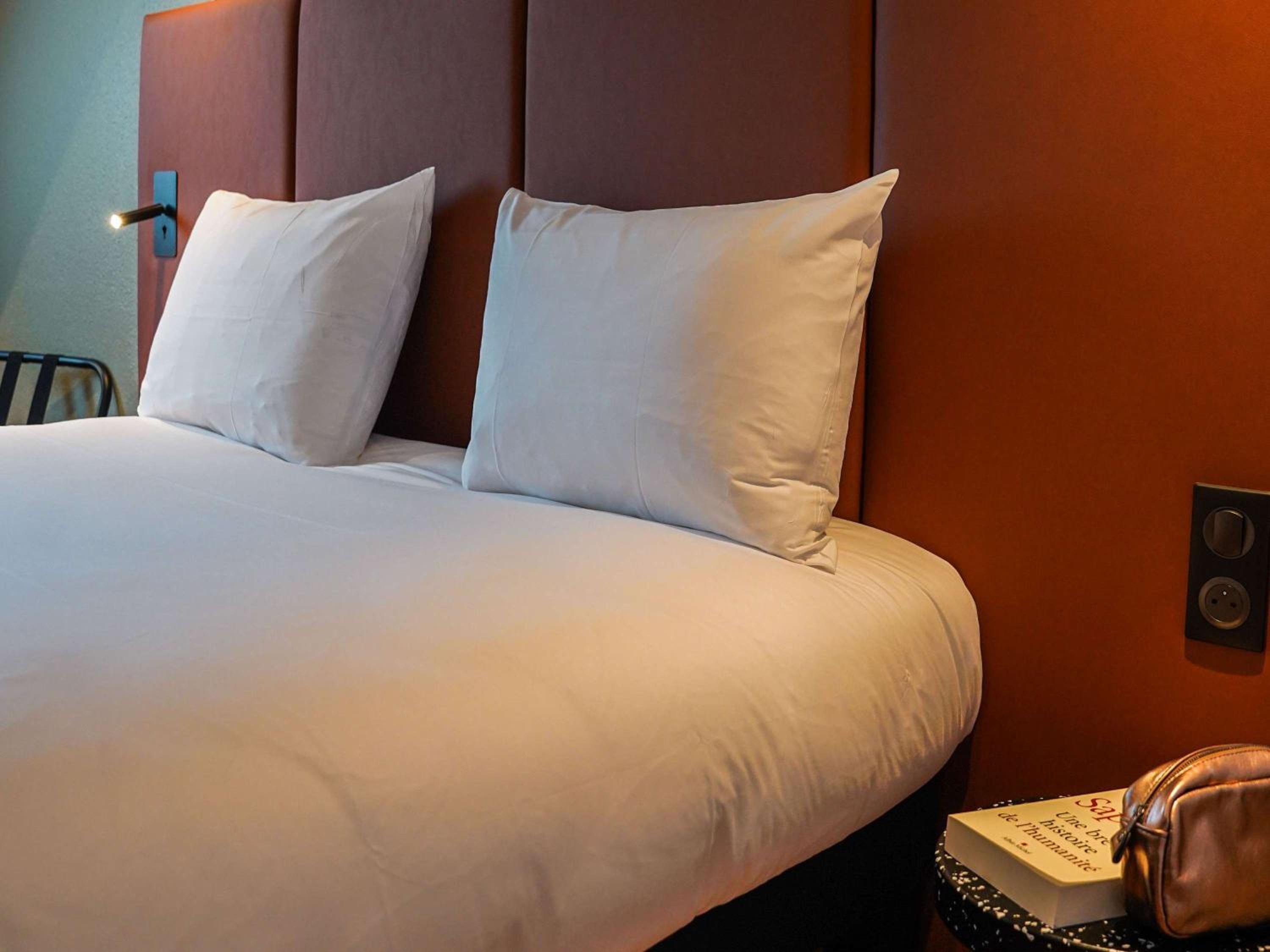 Standard Double Room - Photo 7