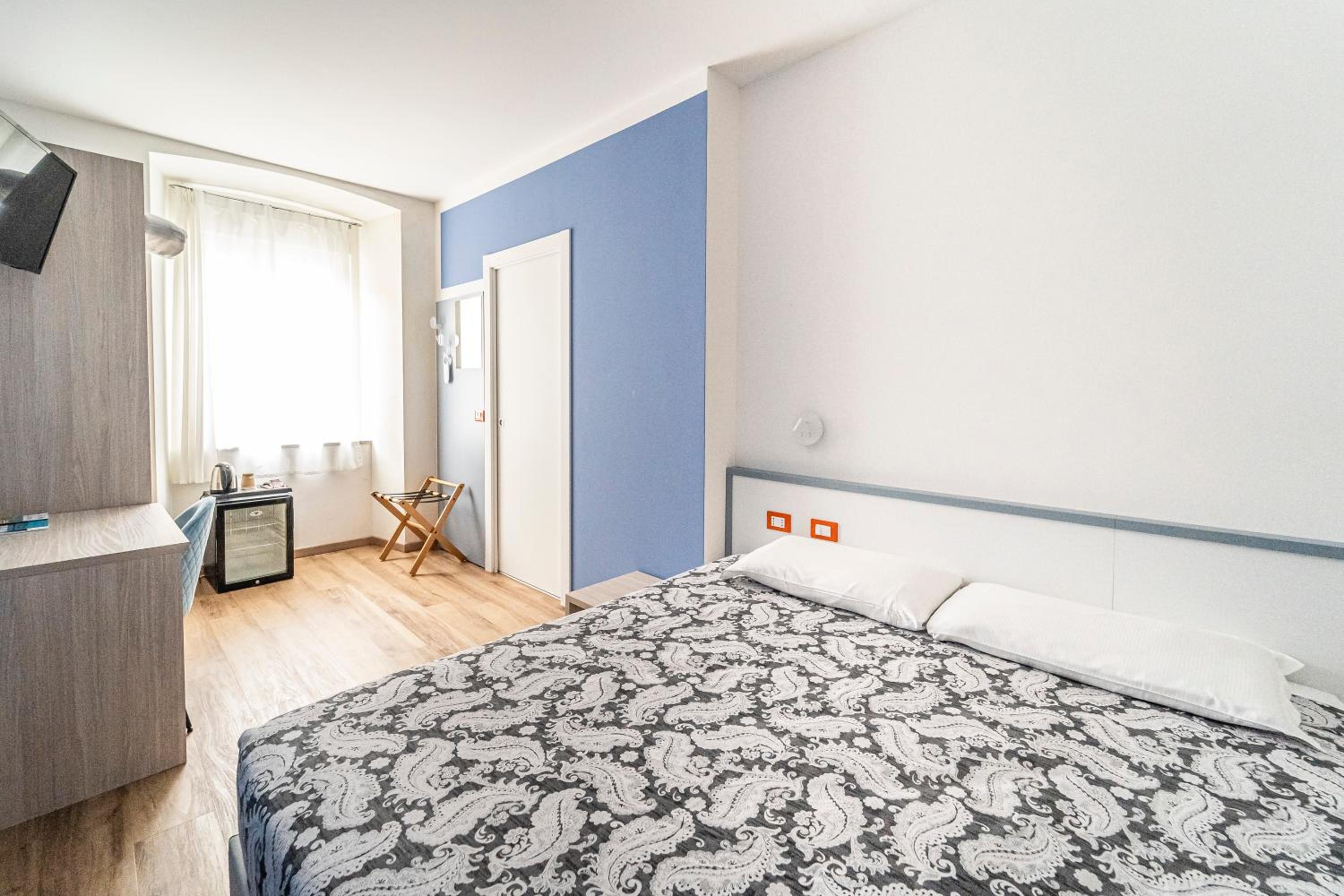 Superior Double or Twin Room - Photo 43