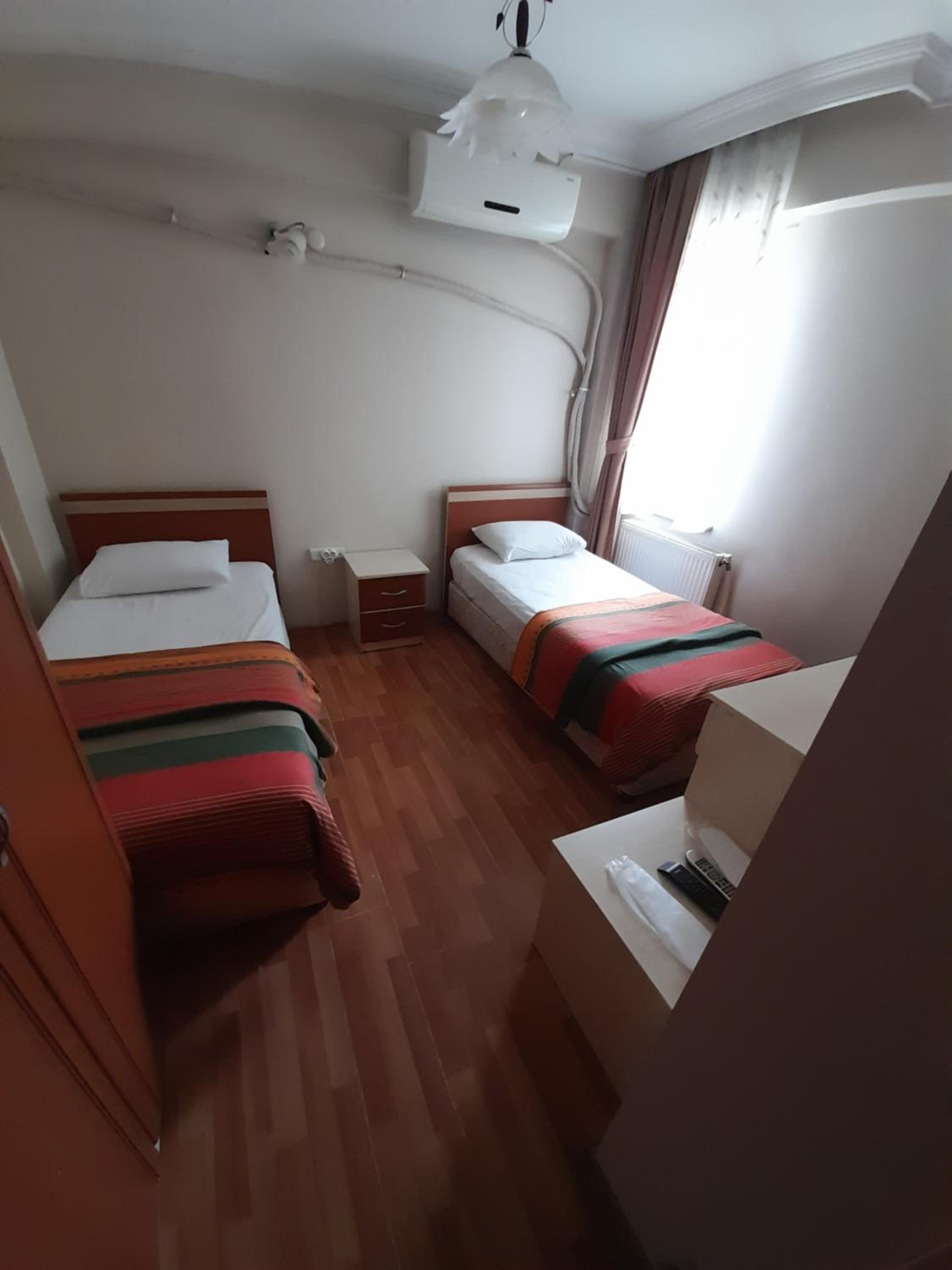 Double or Twin Room photo 3