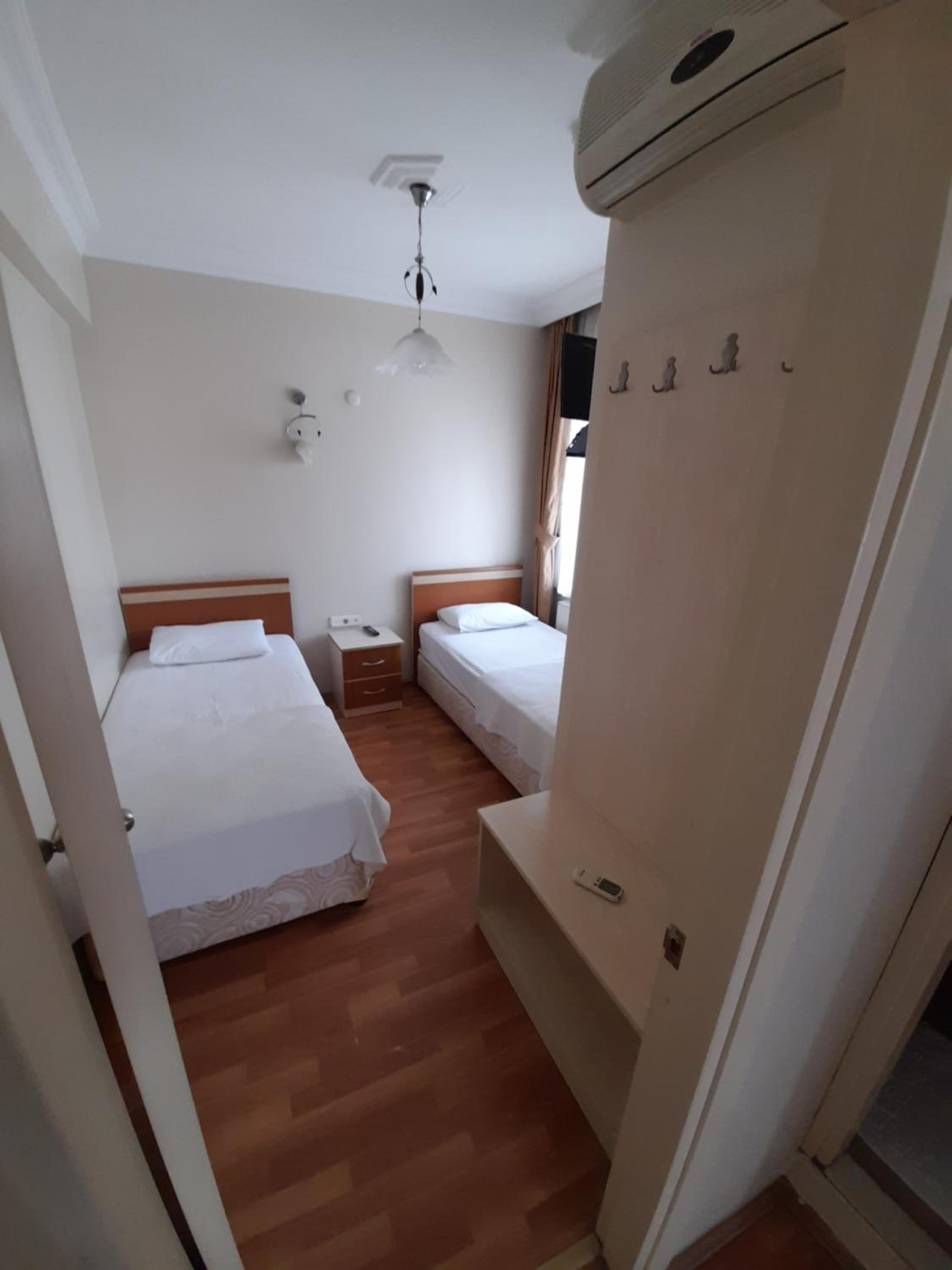 Double or Twin Room photo 1