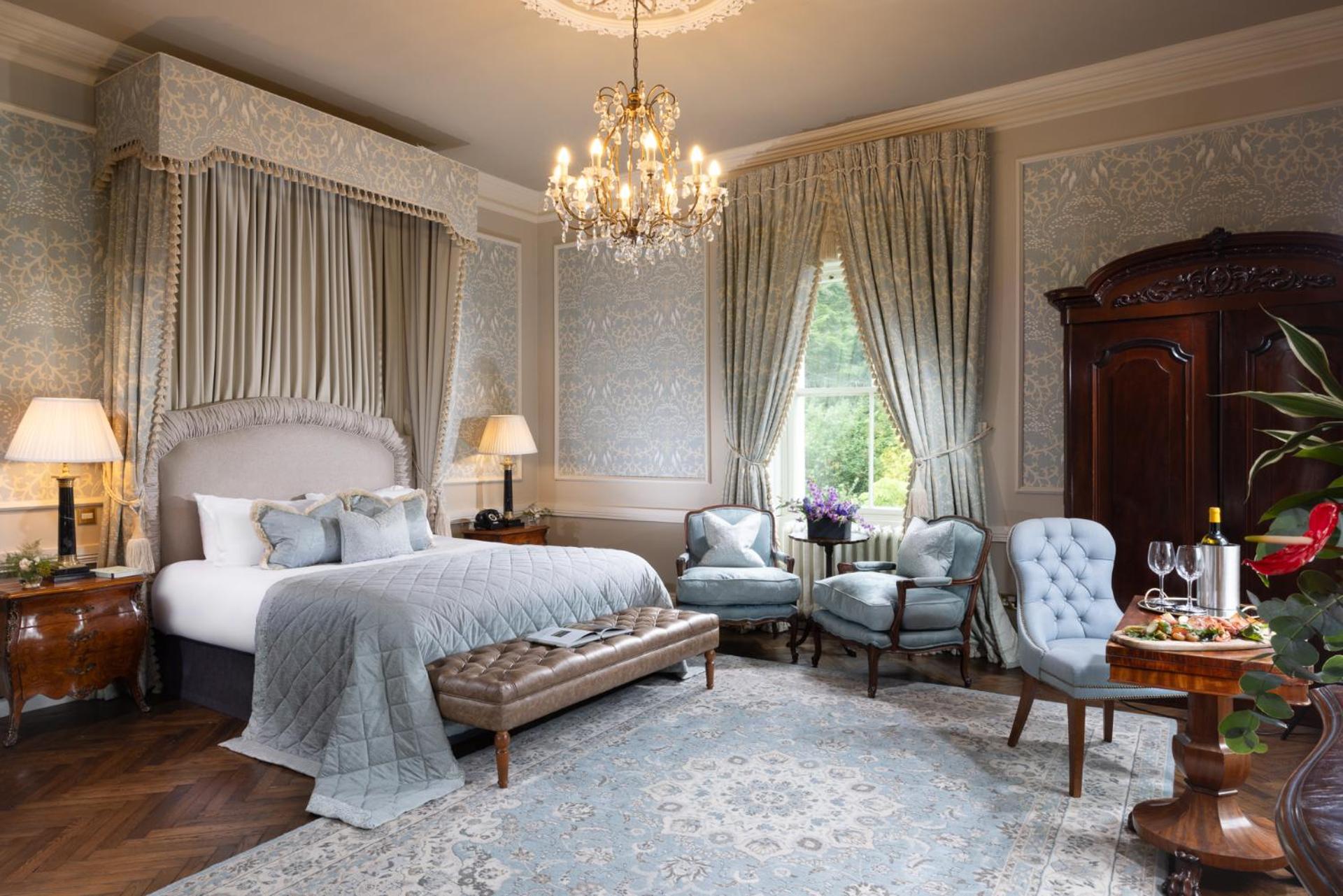 Manor House Room photo 1