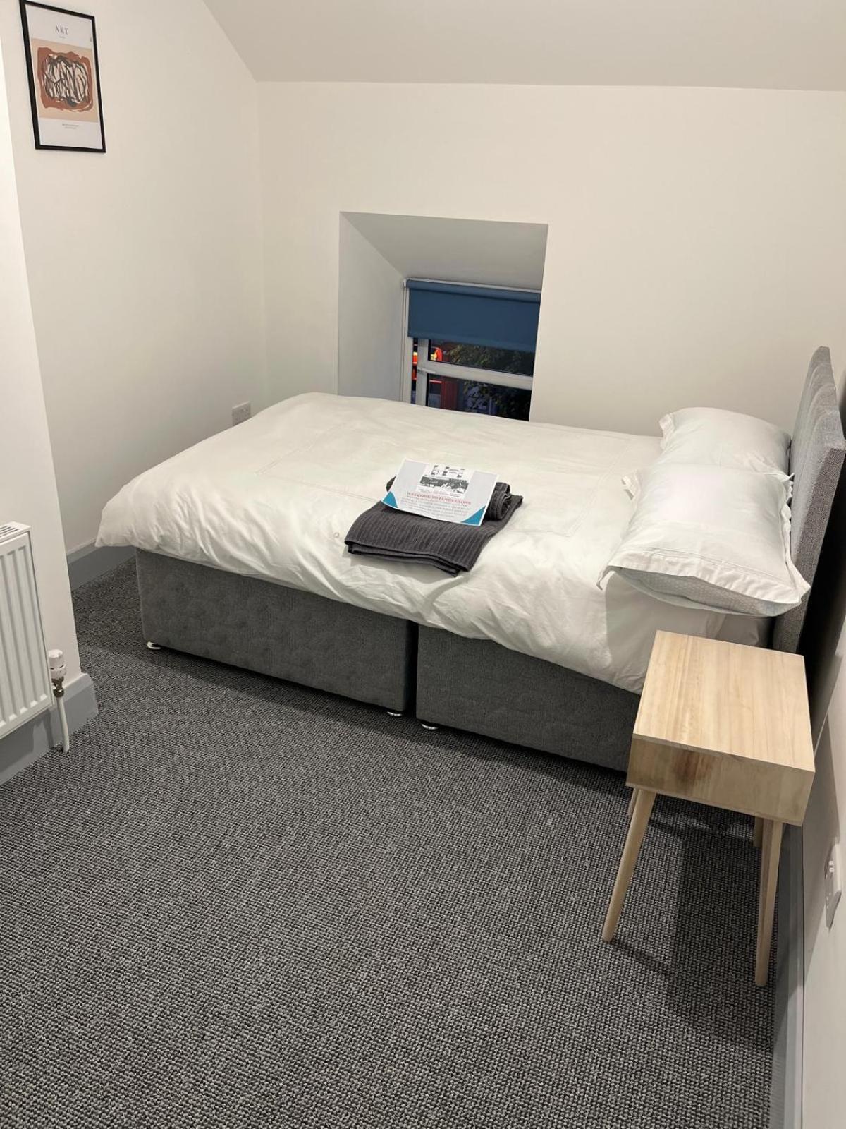 Deluxe Double Room with Shower photo 2