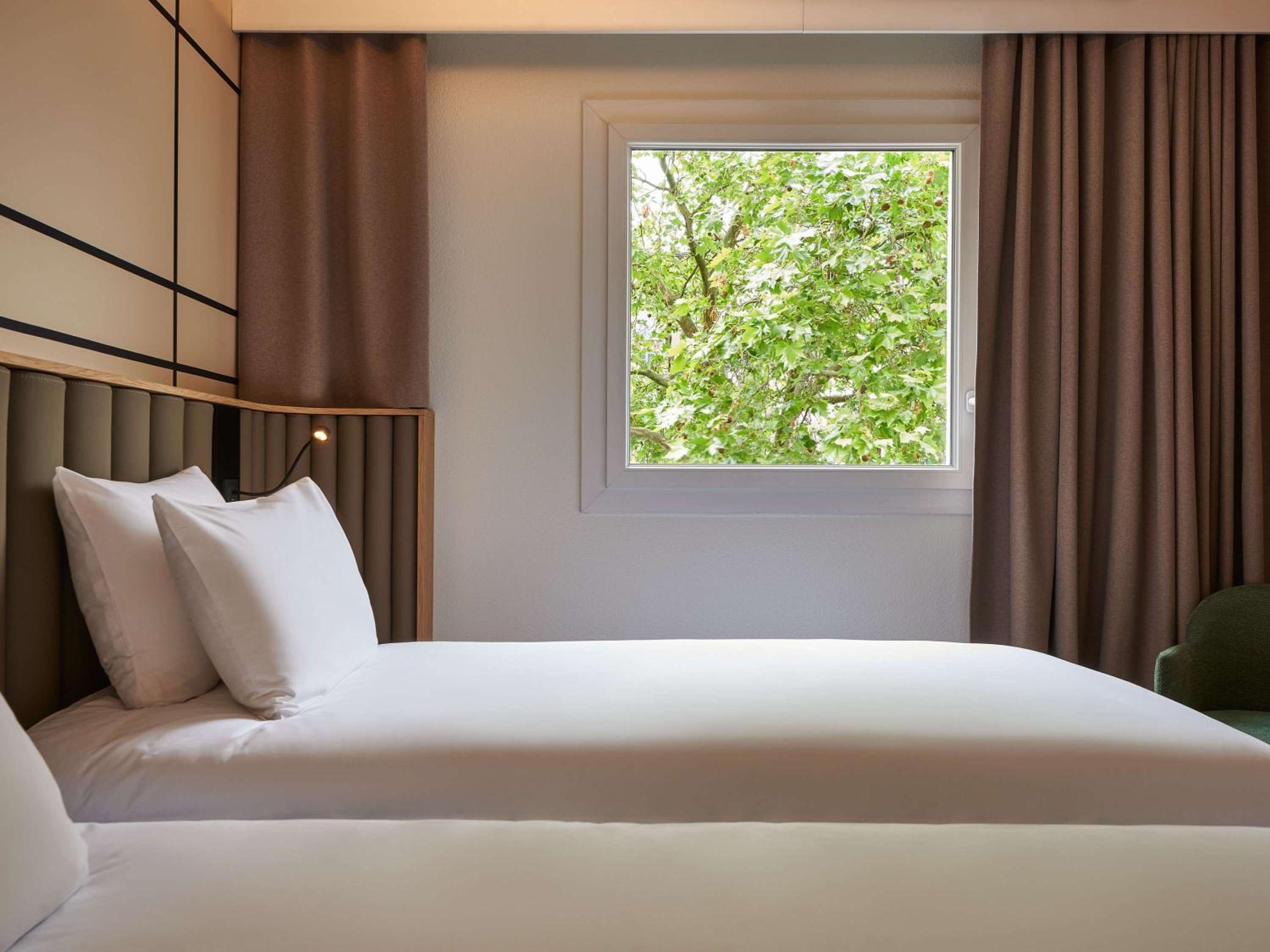 Classic Twin Room - Photo 16