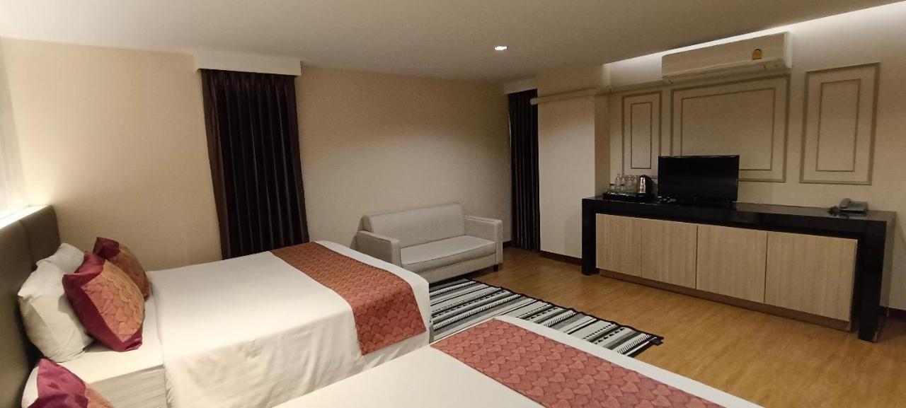 Luxury Triple Room