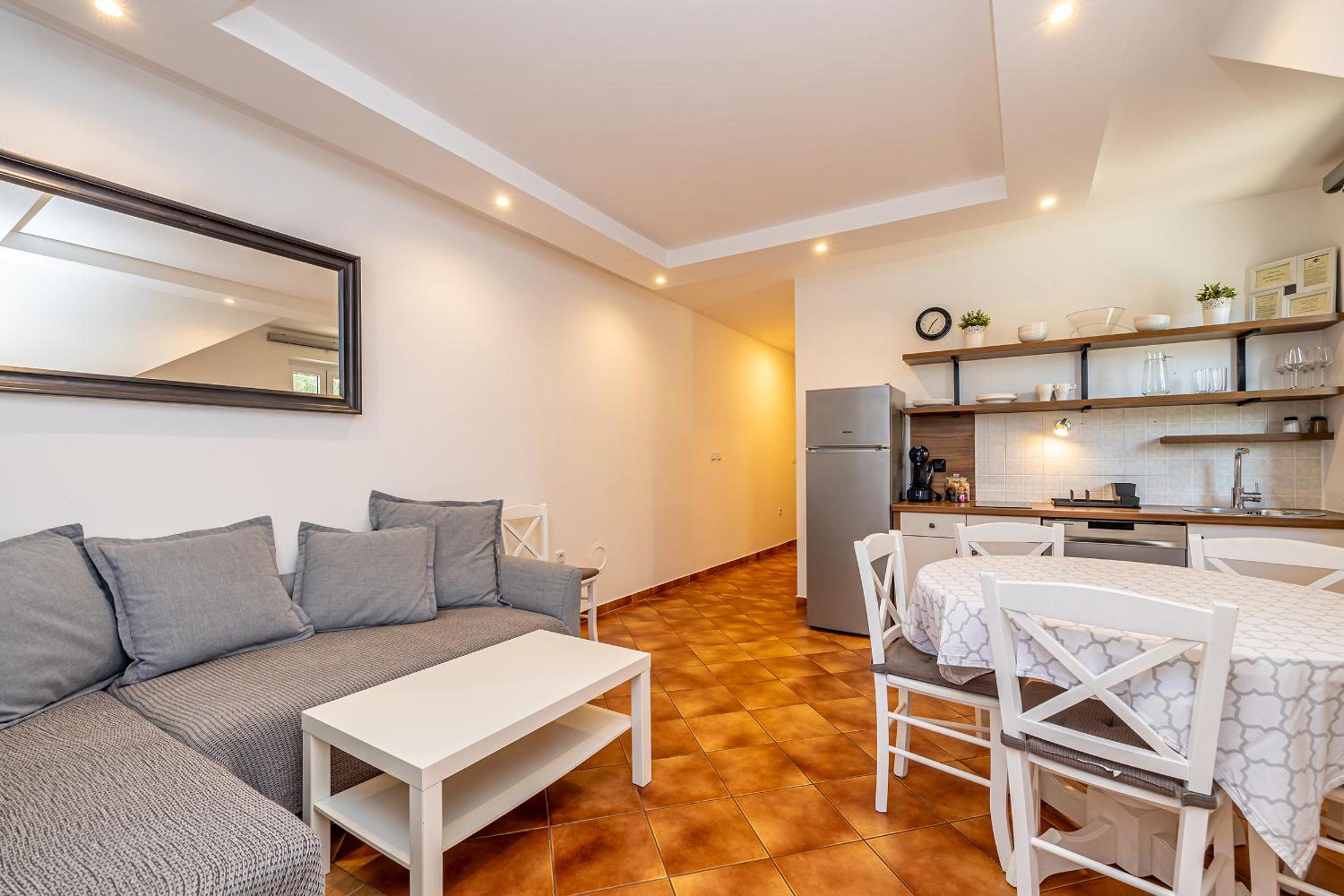 Two-Bedroom Apartment with Garden View photo 1