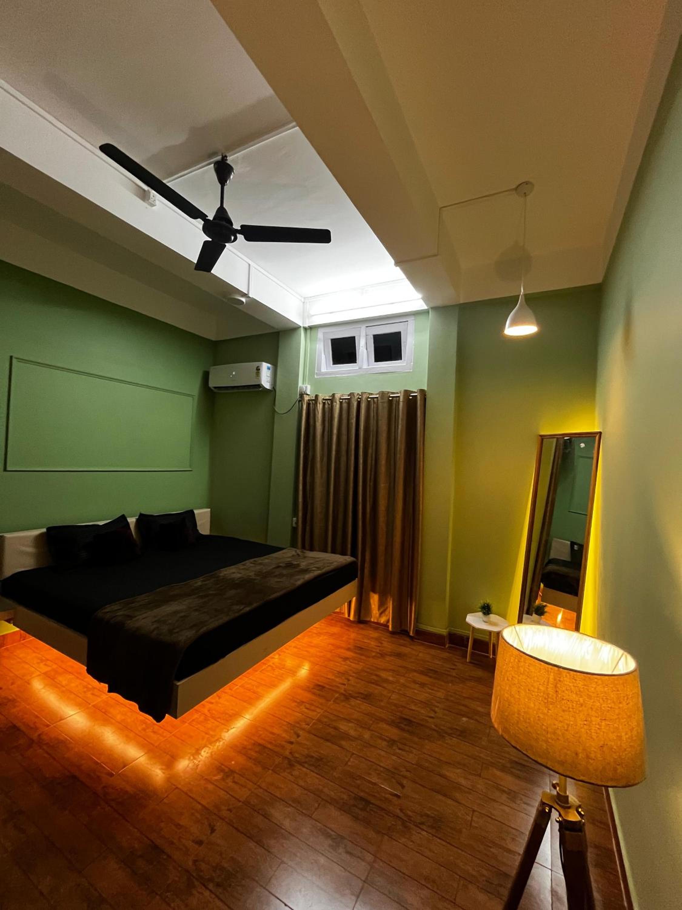 Double Room With Private Bathroom