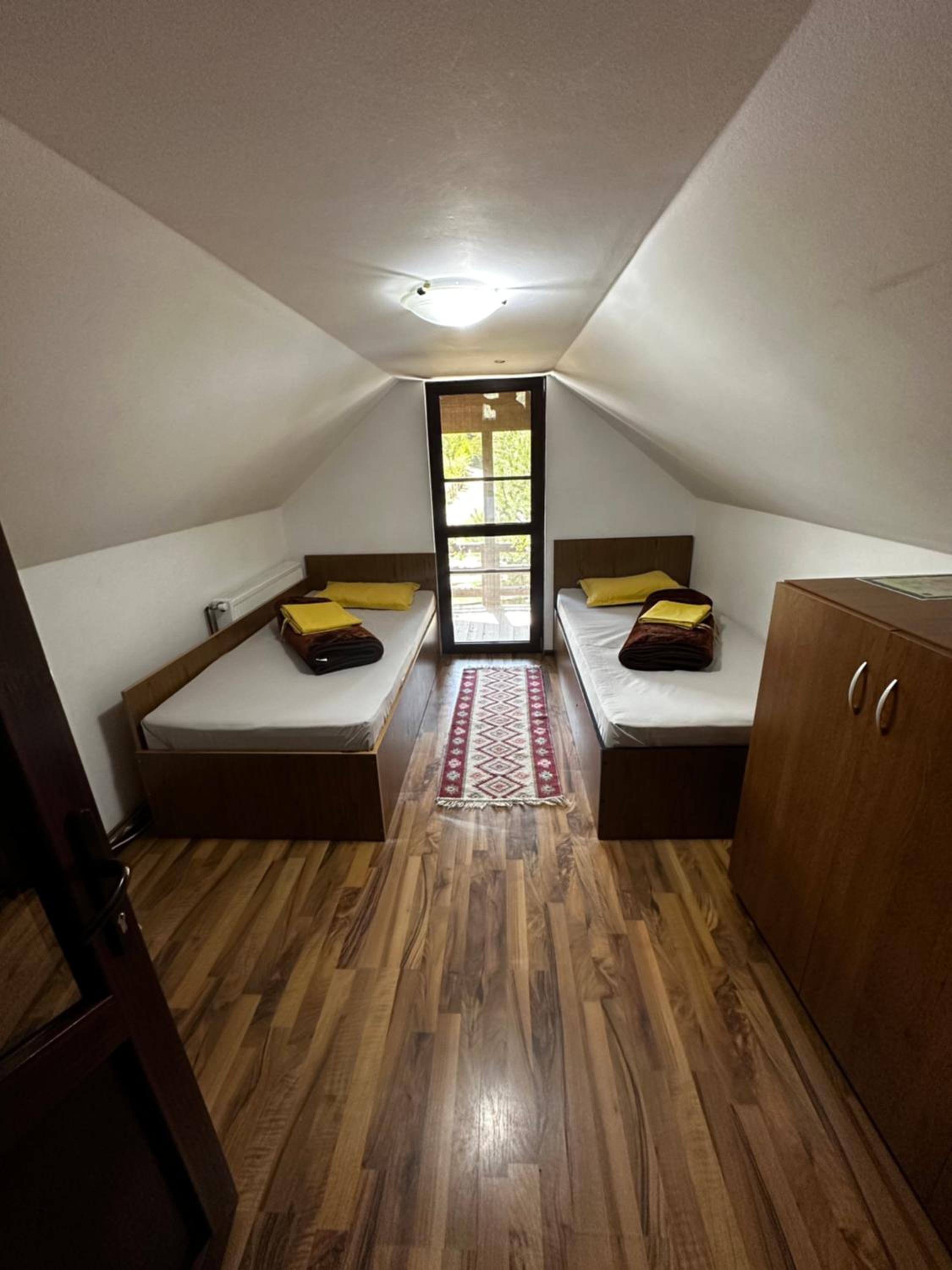 Three-Bedroom House - Photo 7