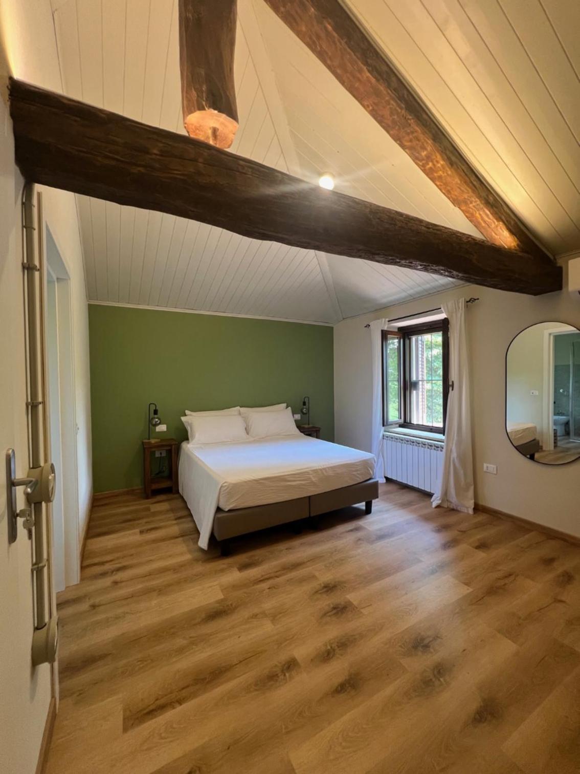Double Room with Private Bathroom photo 1