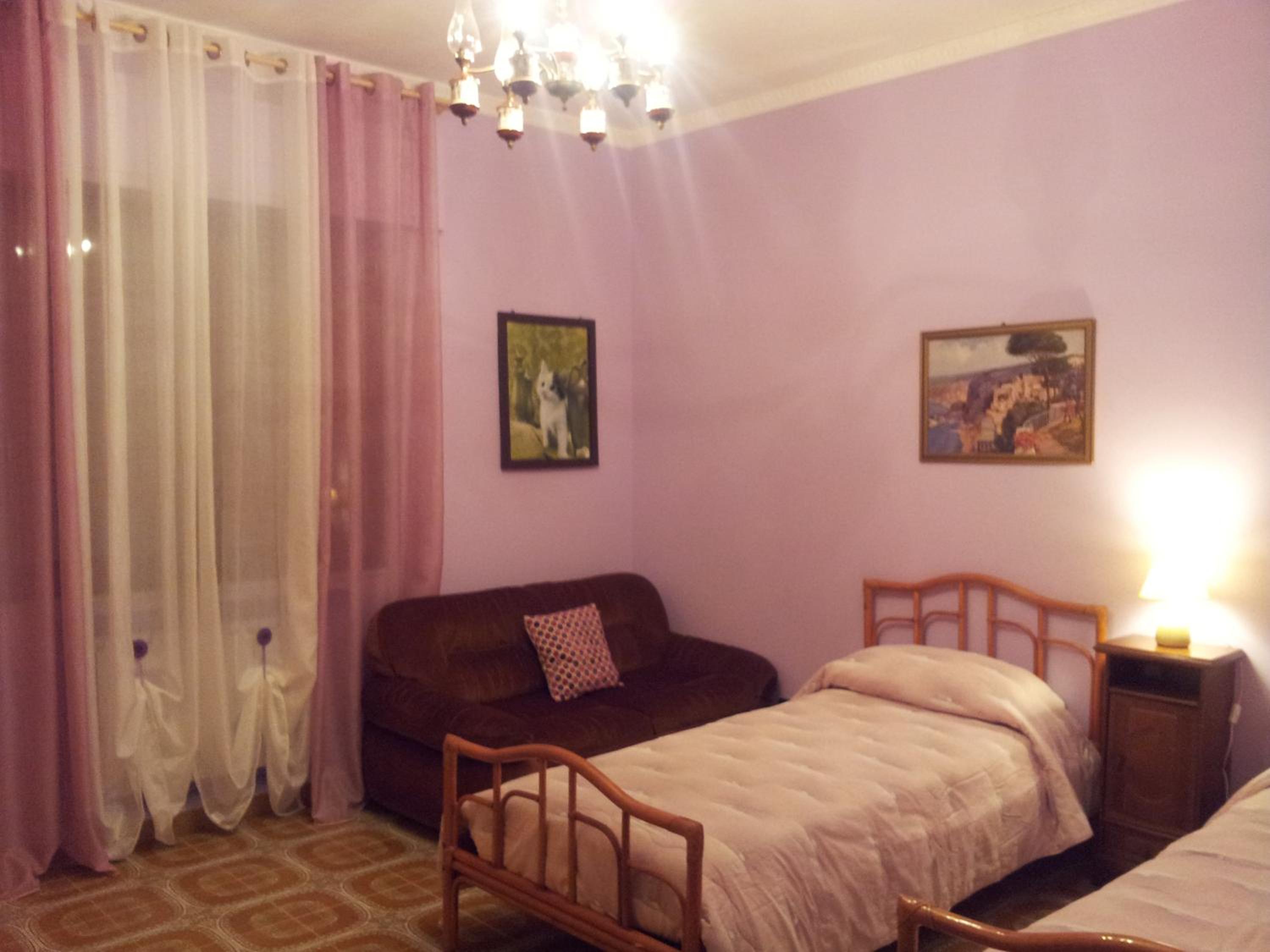 Two-Bedroom Apartment with Terrace - Photo 3