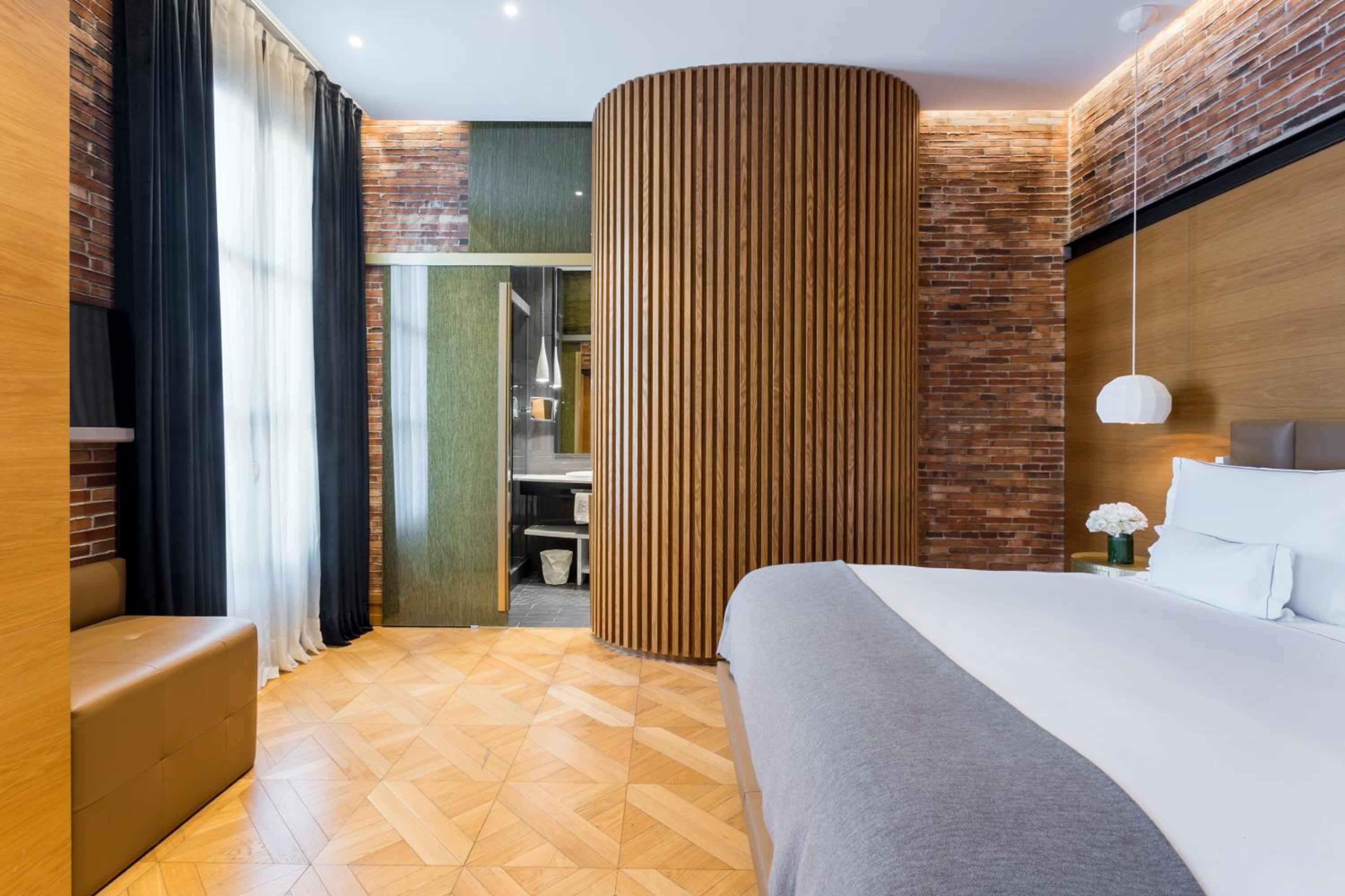 Suite with City View