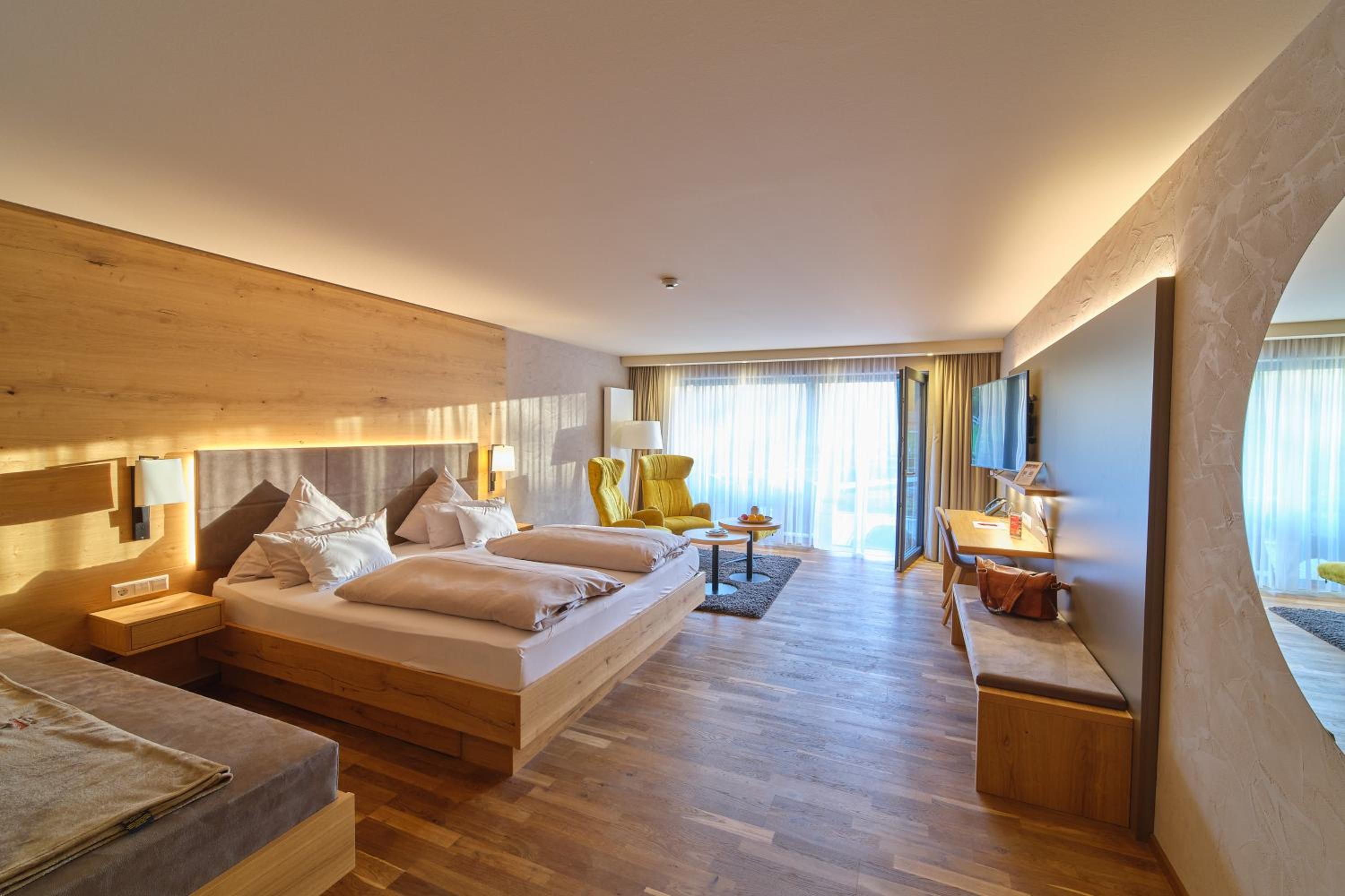 Suite with Garden View - Photo 1