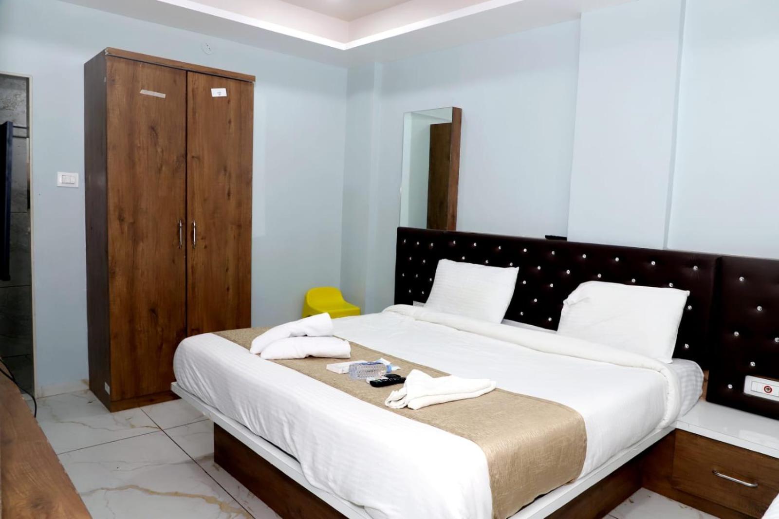 Superior King Room photo 3