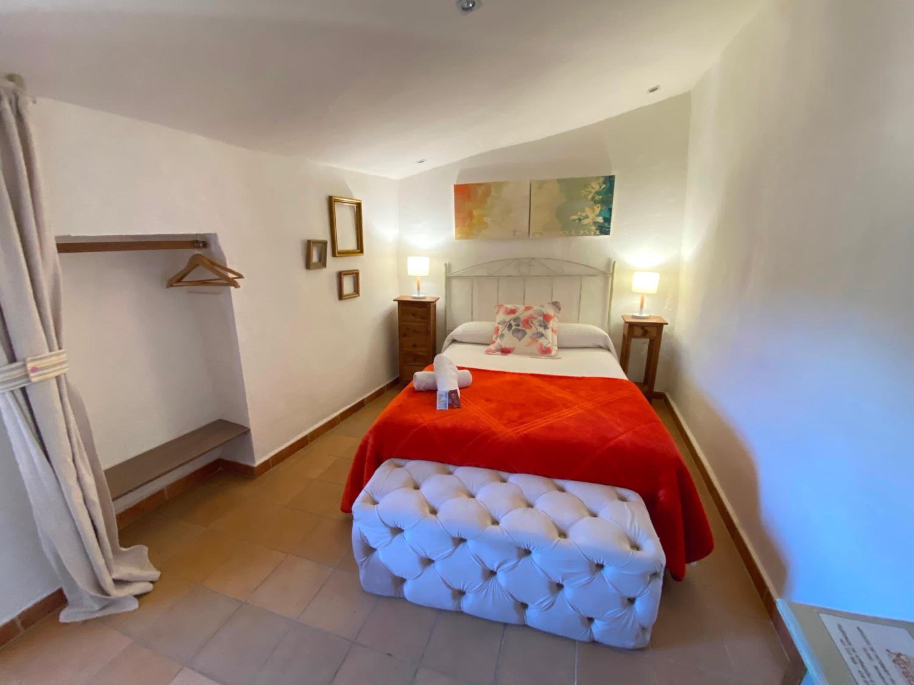 Double Room - Photo 1
