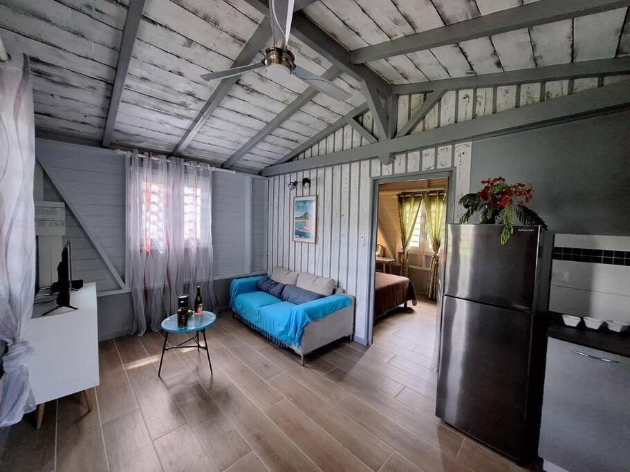 One-Bedroom House photo 1