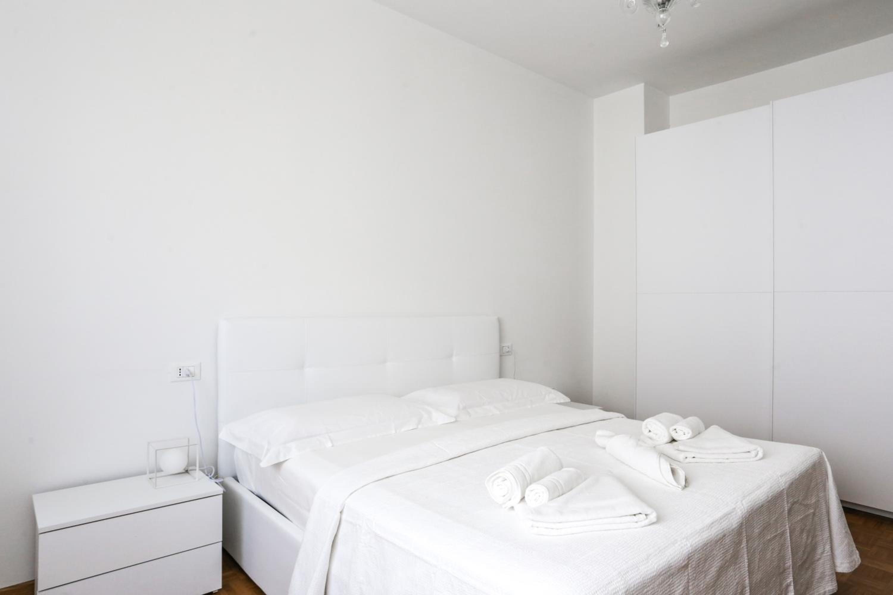 Three-Bedroom Standard Apartment photo 3