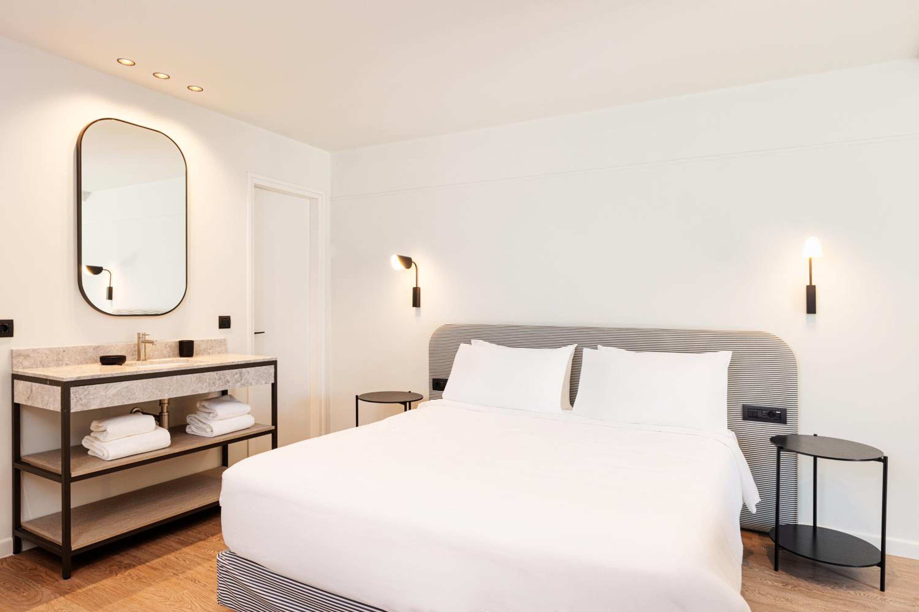Suite with Terrace photo 2