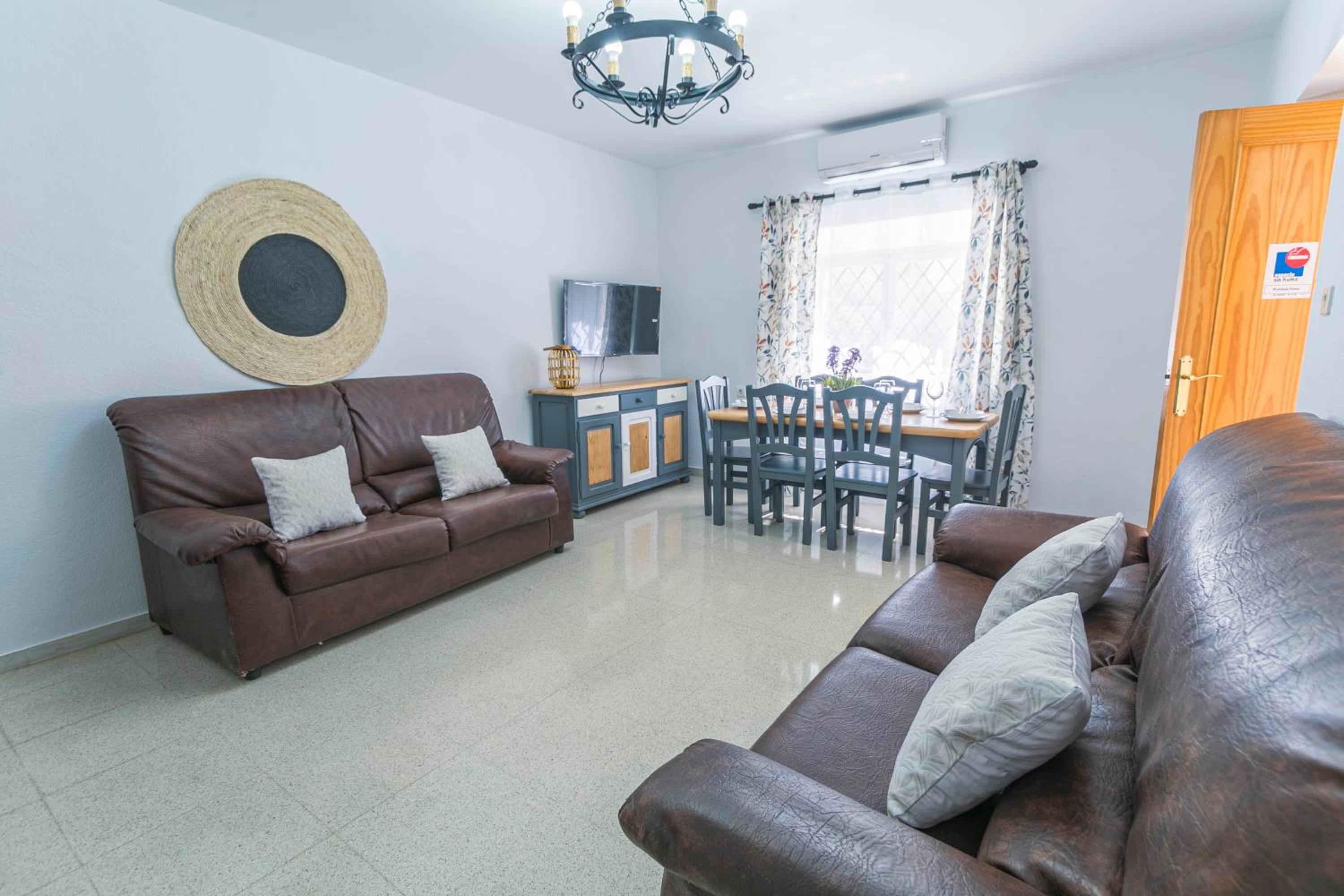 Casa de cuatro habitaciones