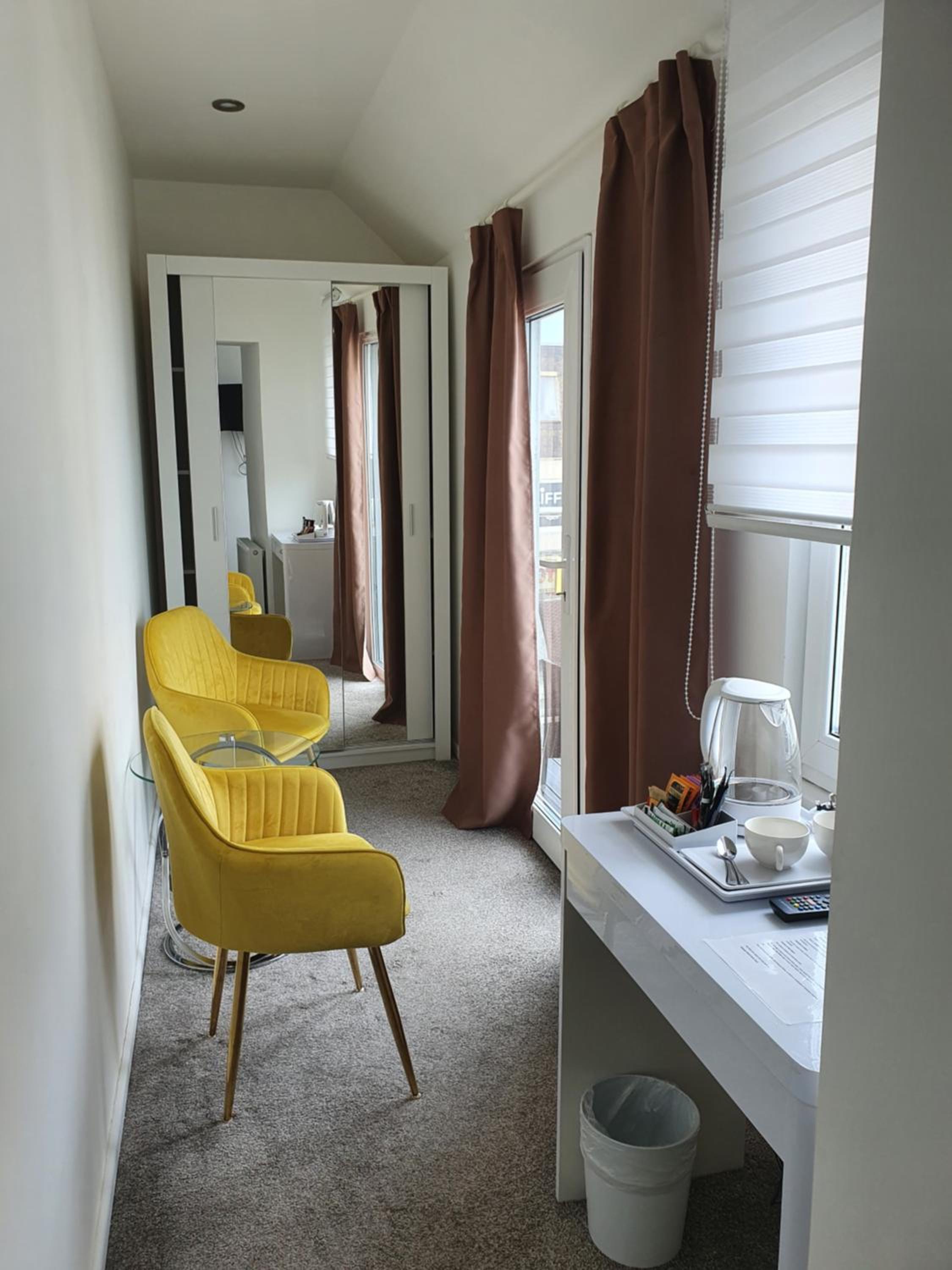 Deluxe Double With Balcony & Sea View photo 3
