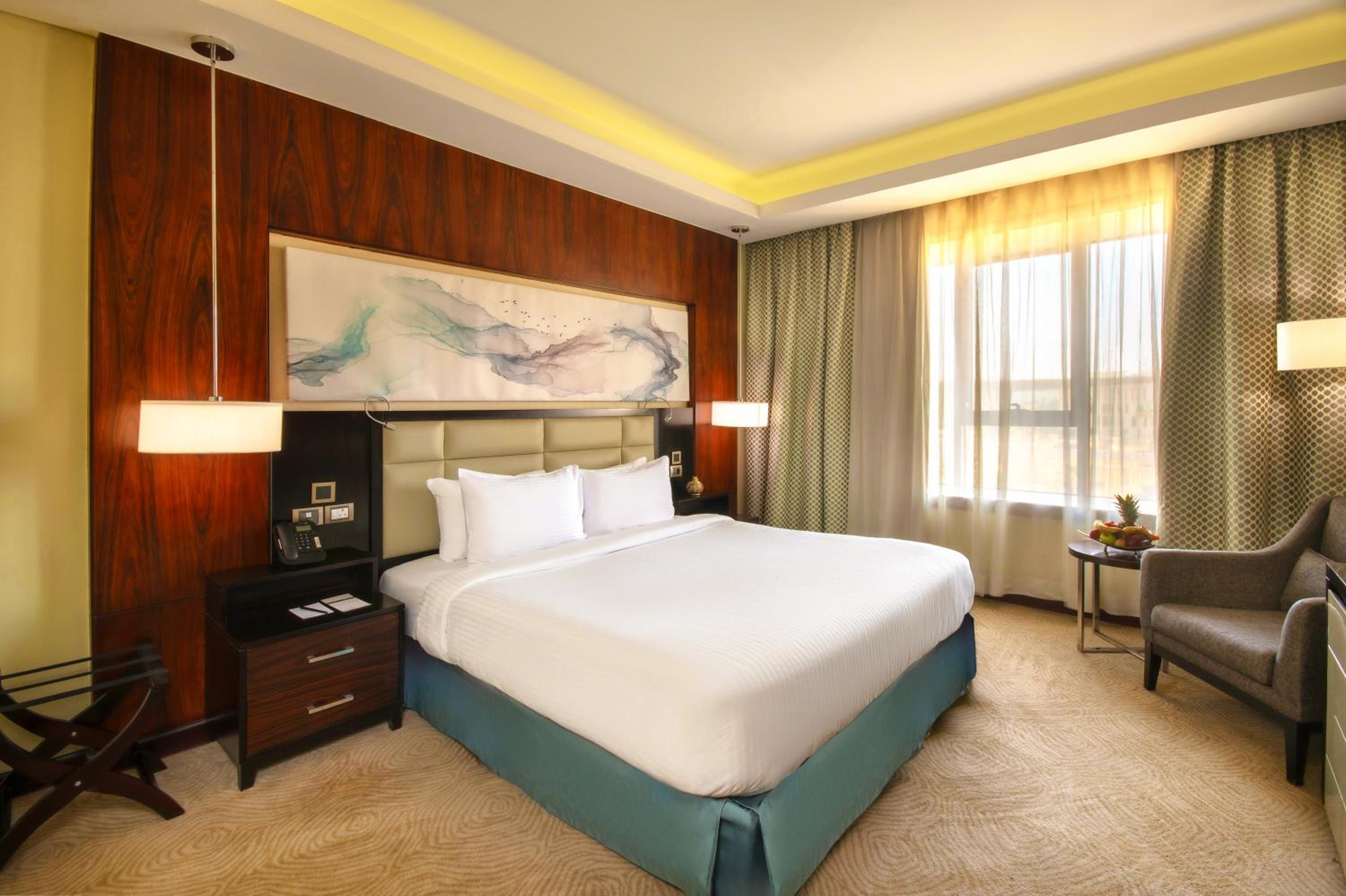 Deluxe City Room - King Bed