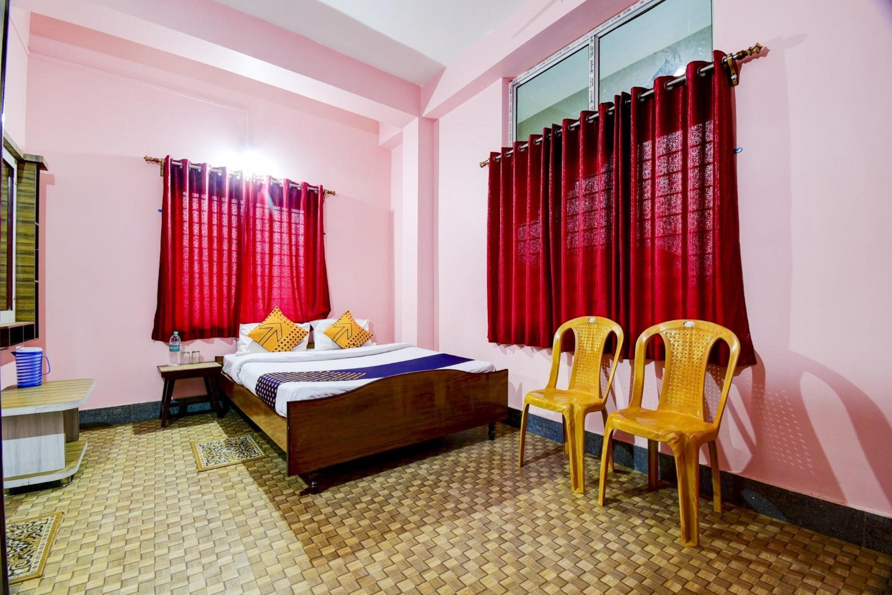 Deluxe Double Room photo 2
